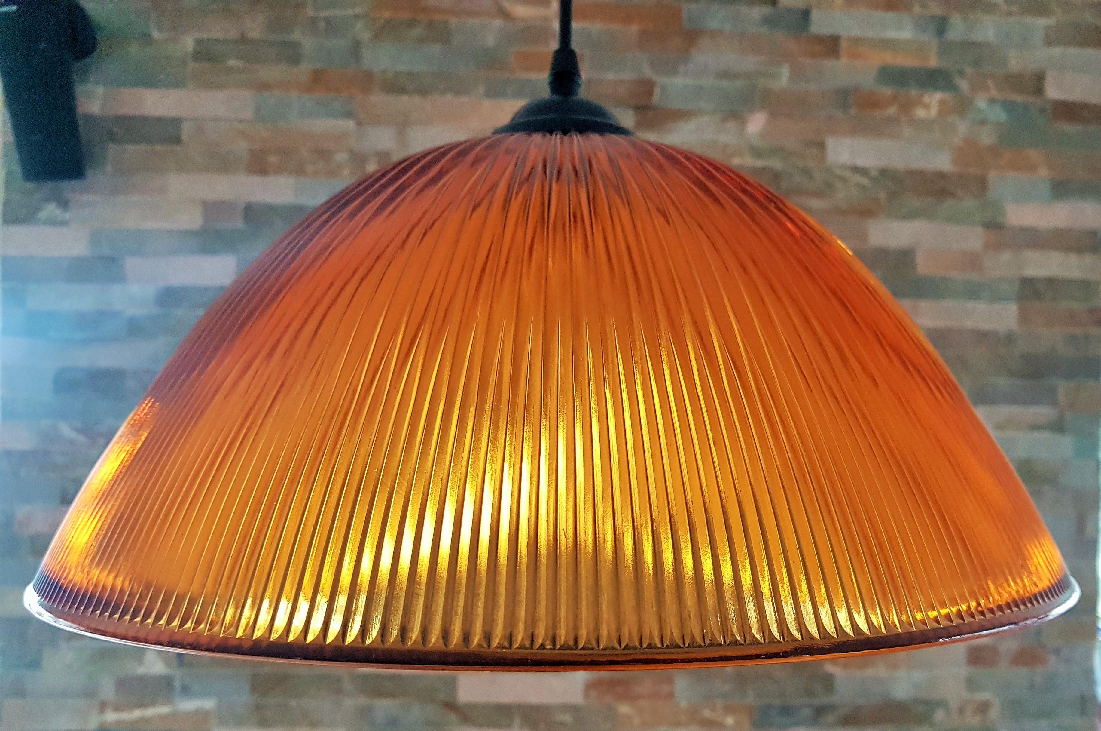 Mid-Century-Hängelampe-Kronleuchter Holophane, Italien 1960er Jahre im Angebot 1