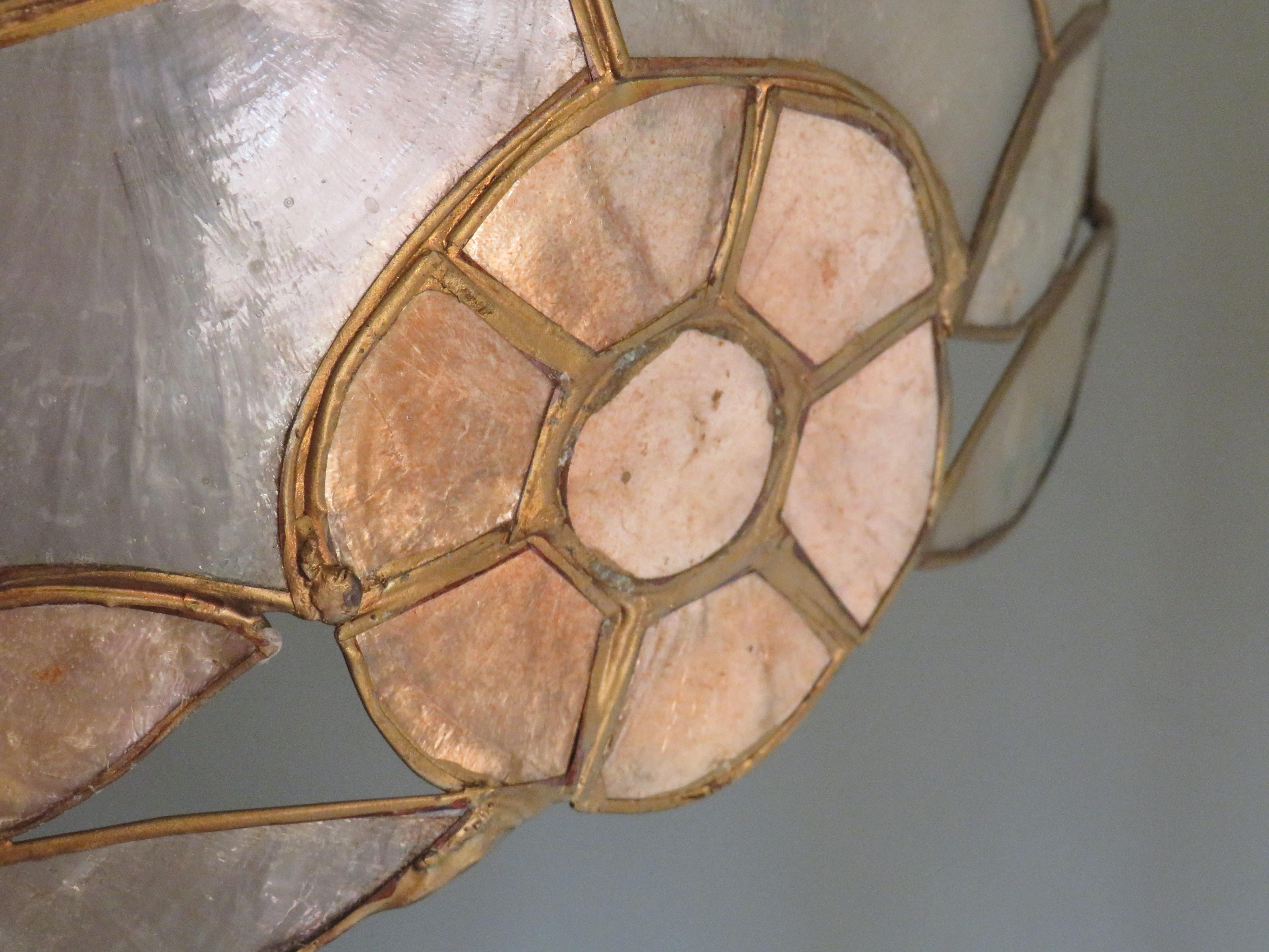 Mid Century Pendant in Brass and Mother of Pearl, Seashell or Capiz 'Cadiz' For Sale 1