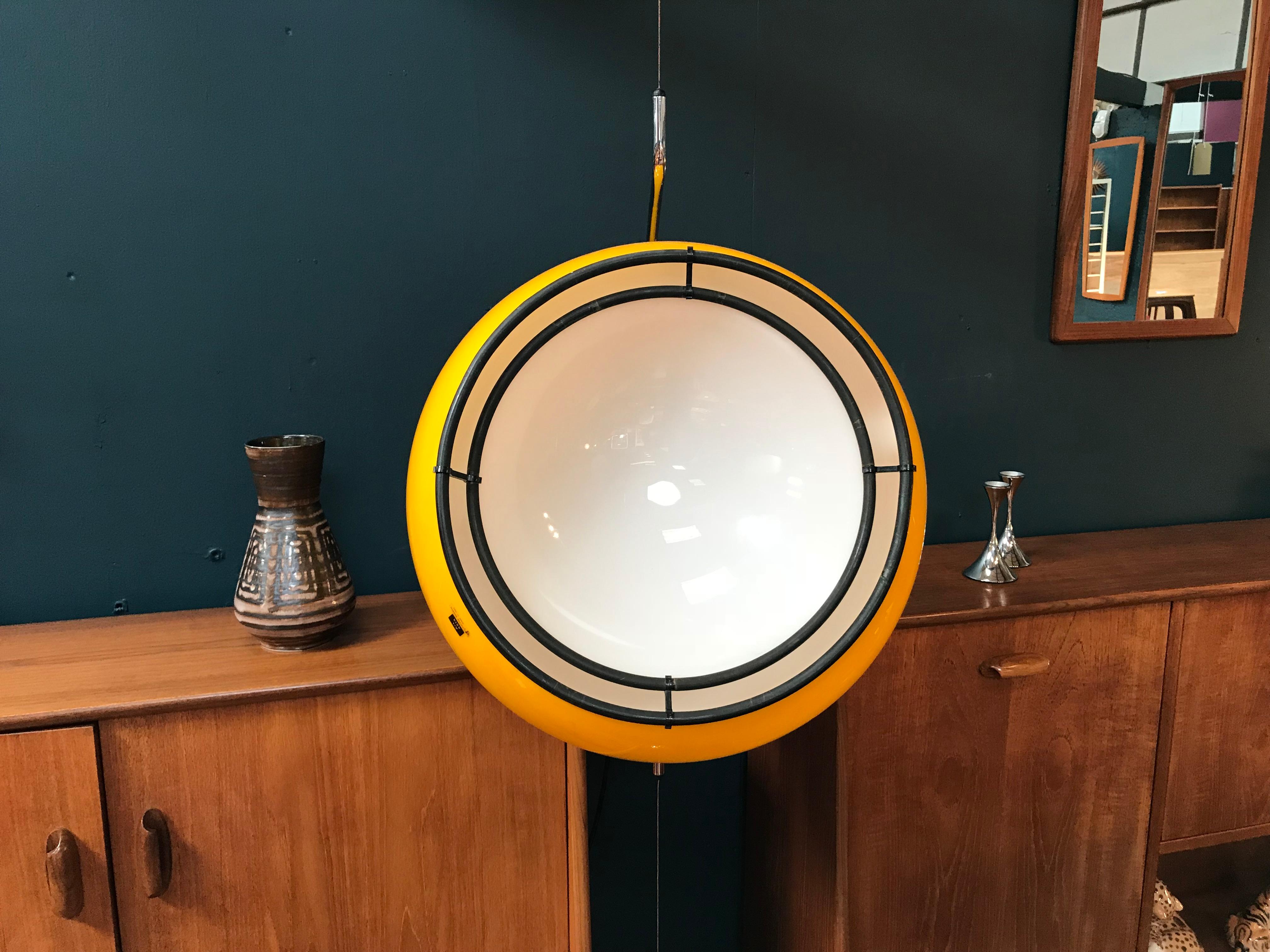 Mid-Century Modern Midcentury Pendant Lamp by Harvey Guzzini, Yellow and White For Sale