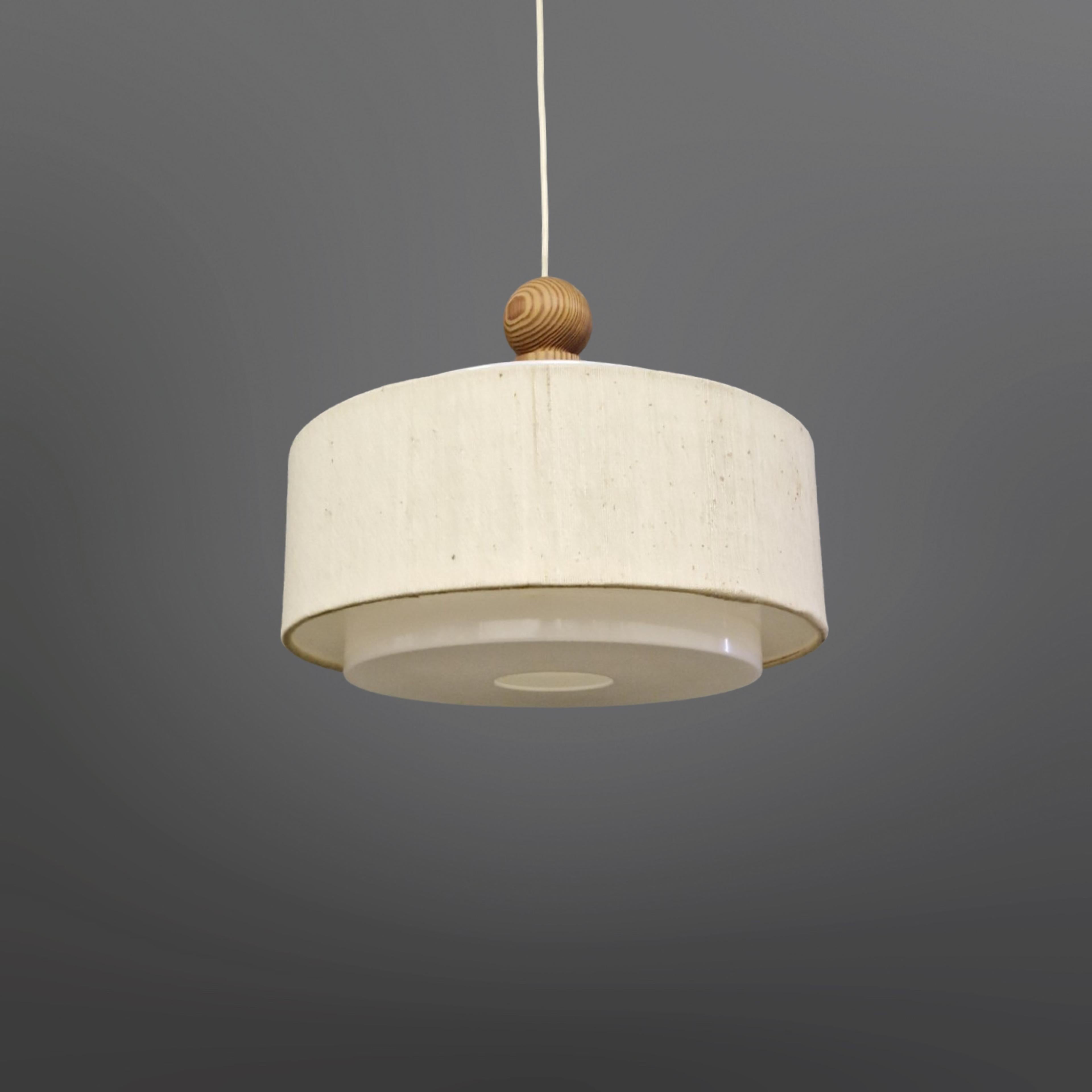 Mid century pendant lamp by Uno and Osten Kristansson for Luxus, Sweden 1960s In Good Condition For Sale In ECHT, NL