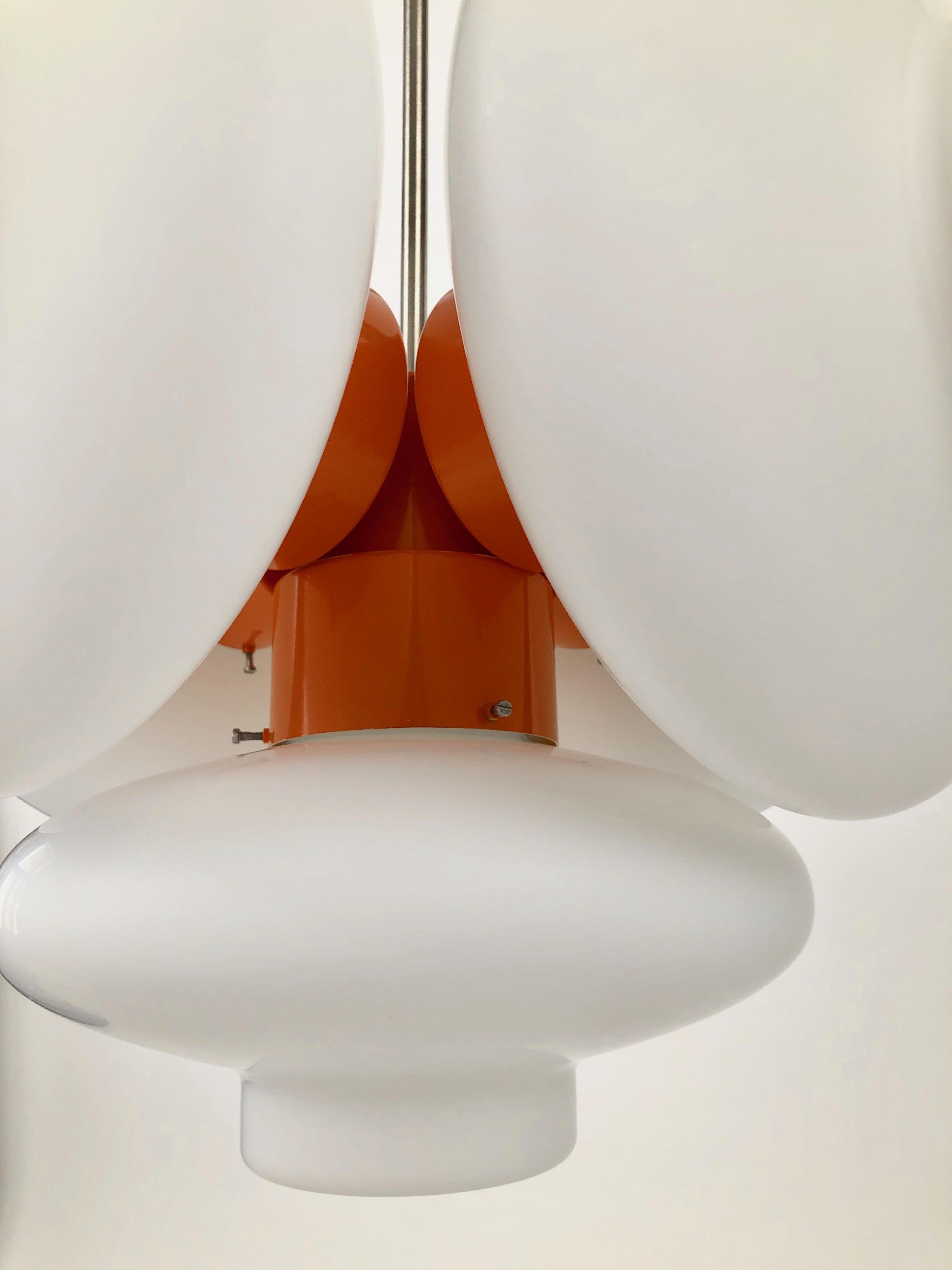 Lampe à suspension du milieu du siècle dernier de Napako, République tchèque Bon état - En vente à Vienna, Austria