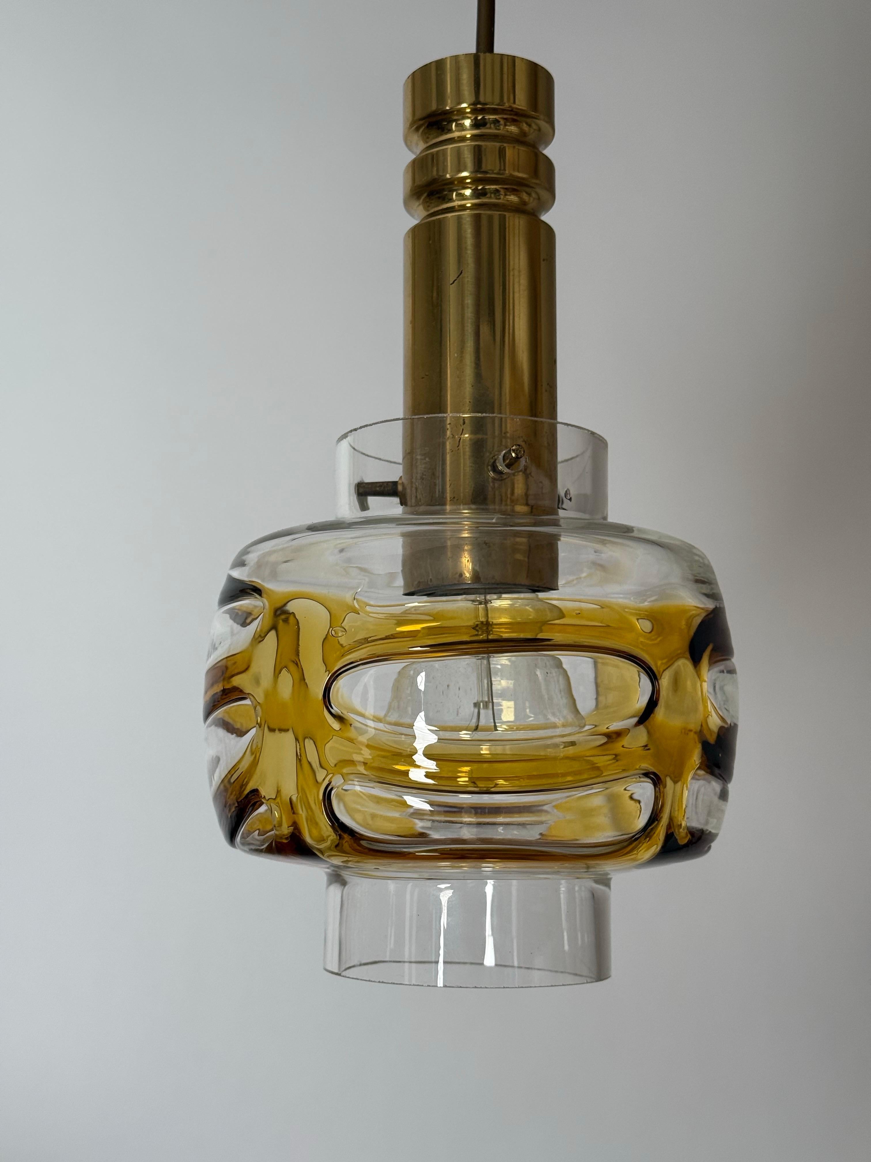 Mid-Century Modern Mid-Century Pendant Lamp made of Murano Glass with Gold Yellow Waves and Brass For Sale