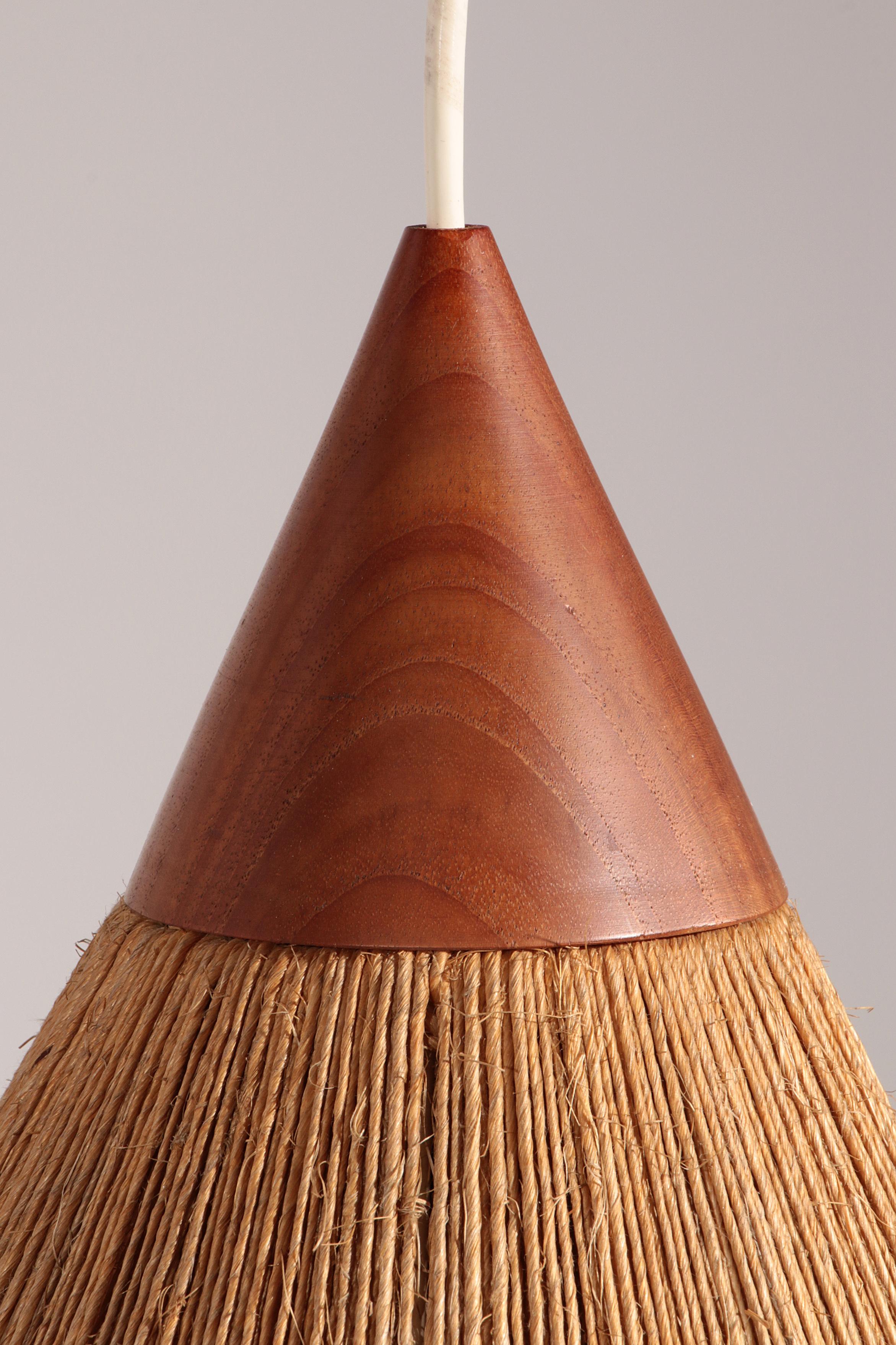 Mid century Pendant Lamp van Temde Leuchten, jaren '60 For Sale 1