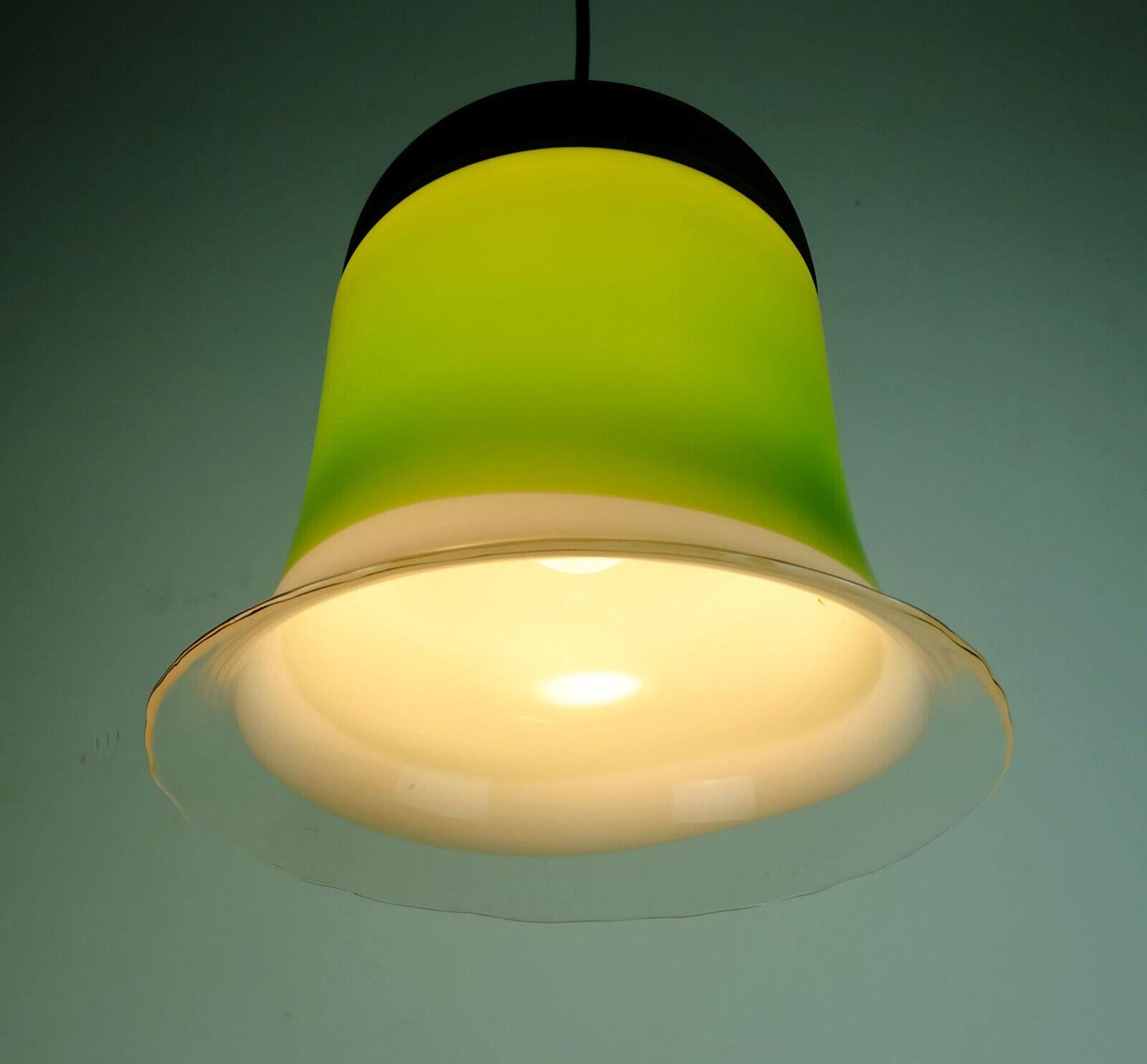Vetro Lampada a sospensione del Medioevo Peill & Putzler 1970s Greene & Greene con paralume in vetro trasparente in vendita