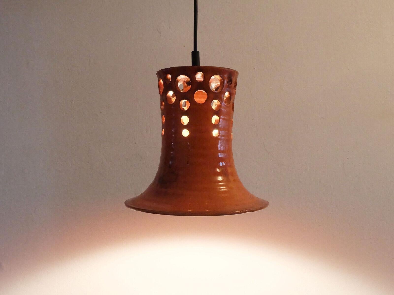 mid century PENDANT LIGHT with orange ceramic shade 1970s In Good Condition For Sale In Mannheim, DE