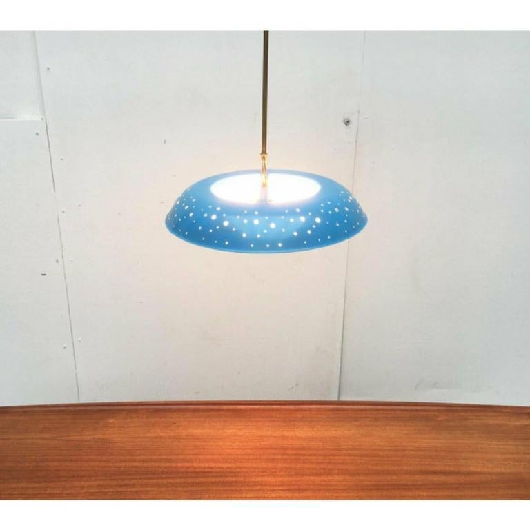 Lampada a sospensione in metallo traforato di metà secolo attribuita a Ernest Igl, anni '60 In condizioni buone in vendita a Hamburg, DE