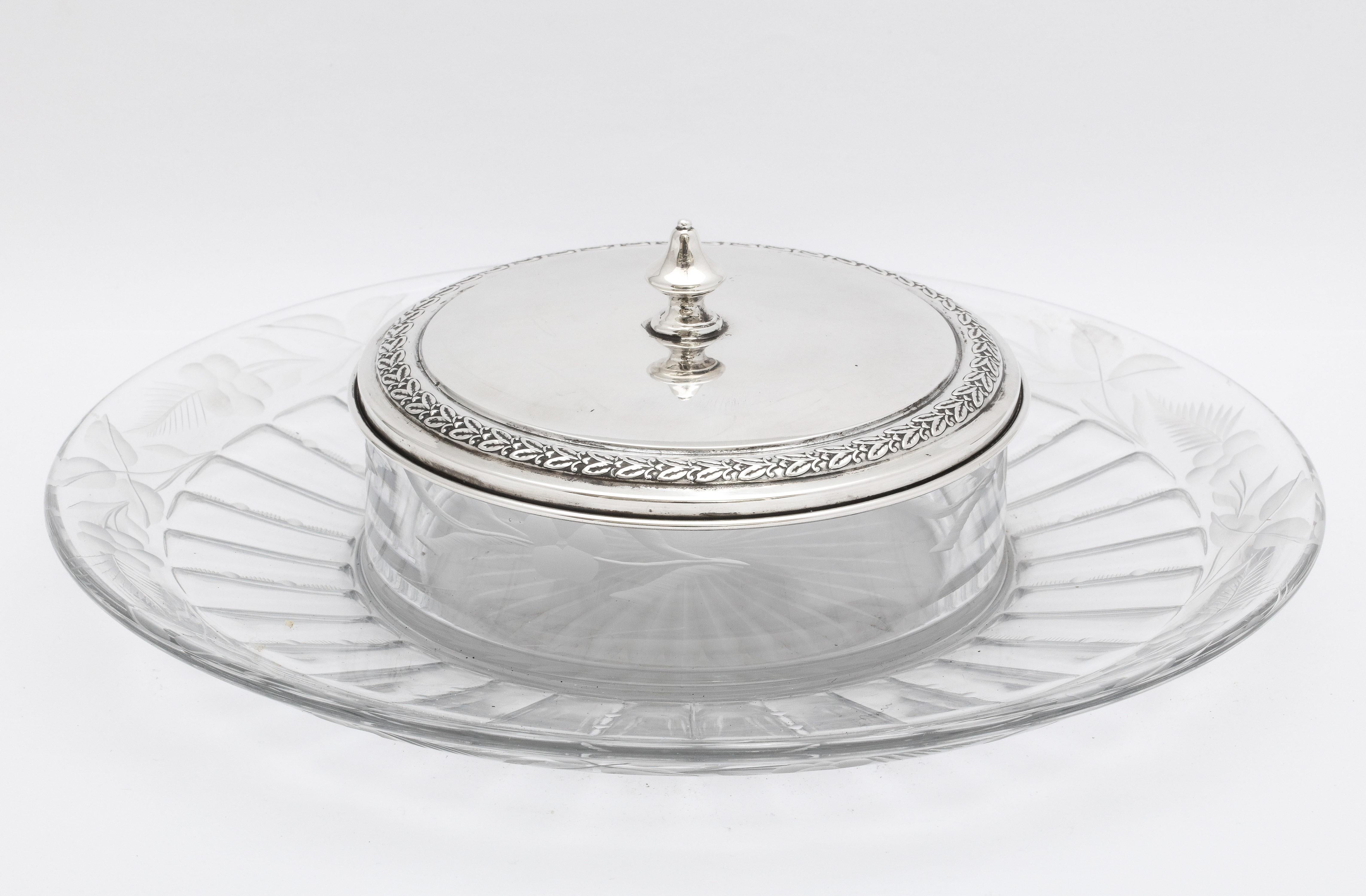 Mid-20th Century Midcentury Period Sterling Silver and Glass Hors d'oeuvres/Caviar Platter For Sale