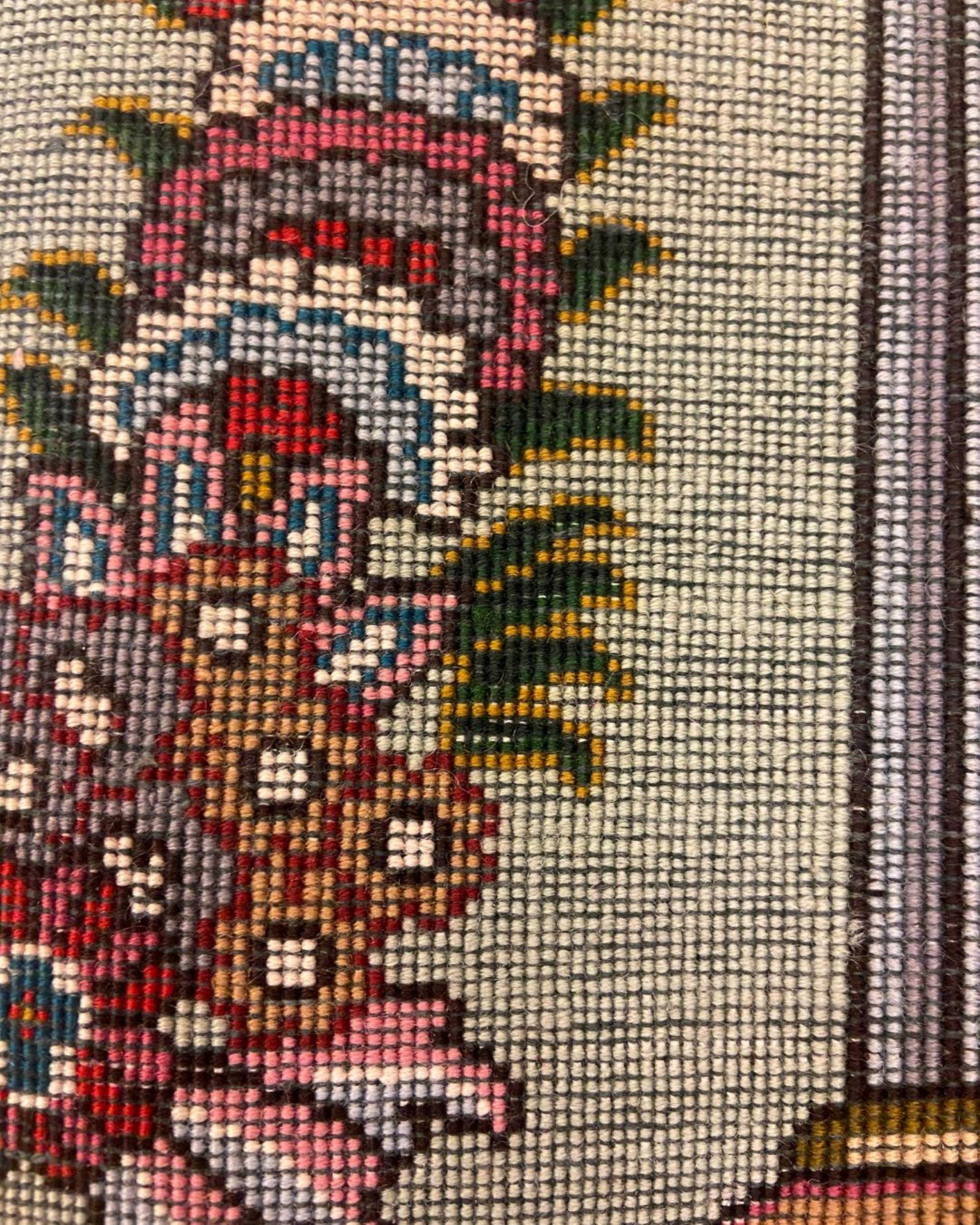 Persischer Hochzeitsteppich aus der Jahrhundertmitte mit Blumenvase und Persepolis-Säulen, 2x3 im Angebot 9