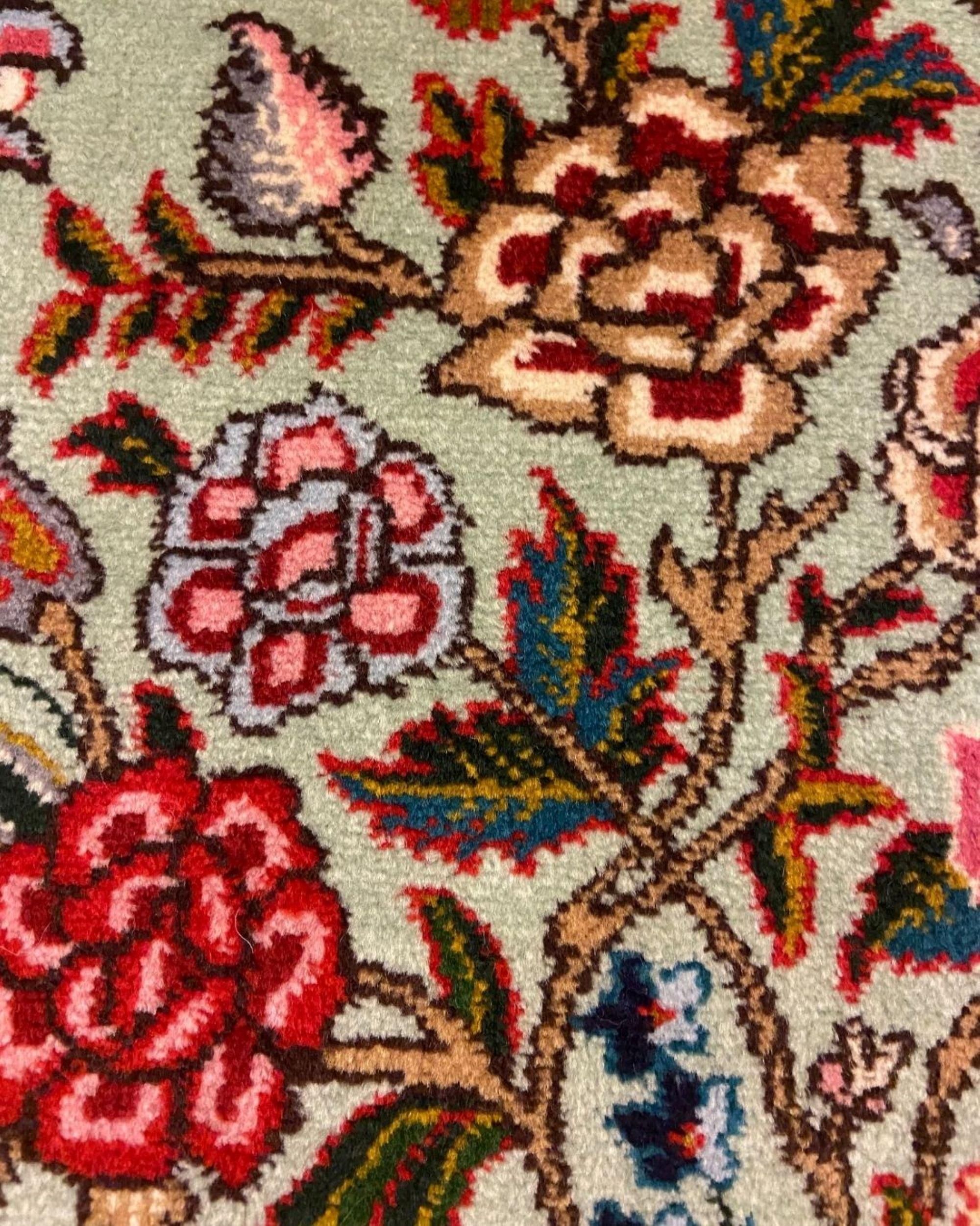 Persischer Hochzeitsteppich aus der Jahrhundertmitte mit Blumenvase und Persepolis-Säulen, 2x3 (Wolle) im Angebot