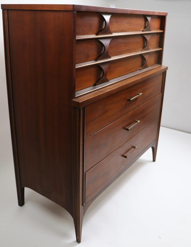 Mid Century Modern  Perspecta Dresser by Kent Coffey In Good Condition In New York, NY