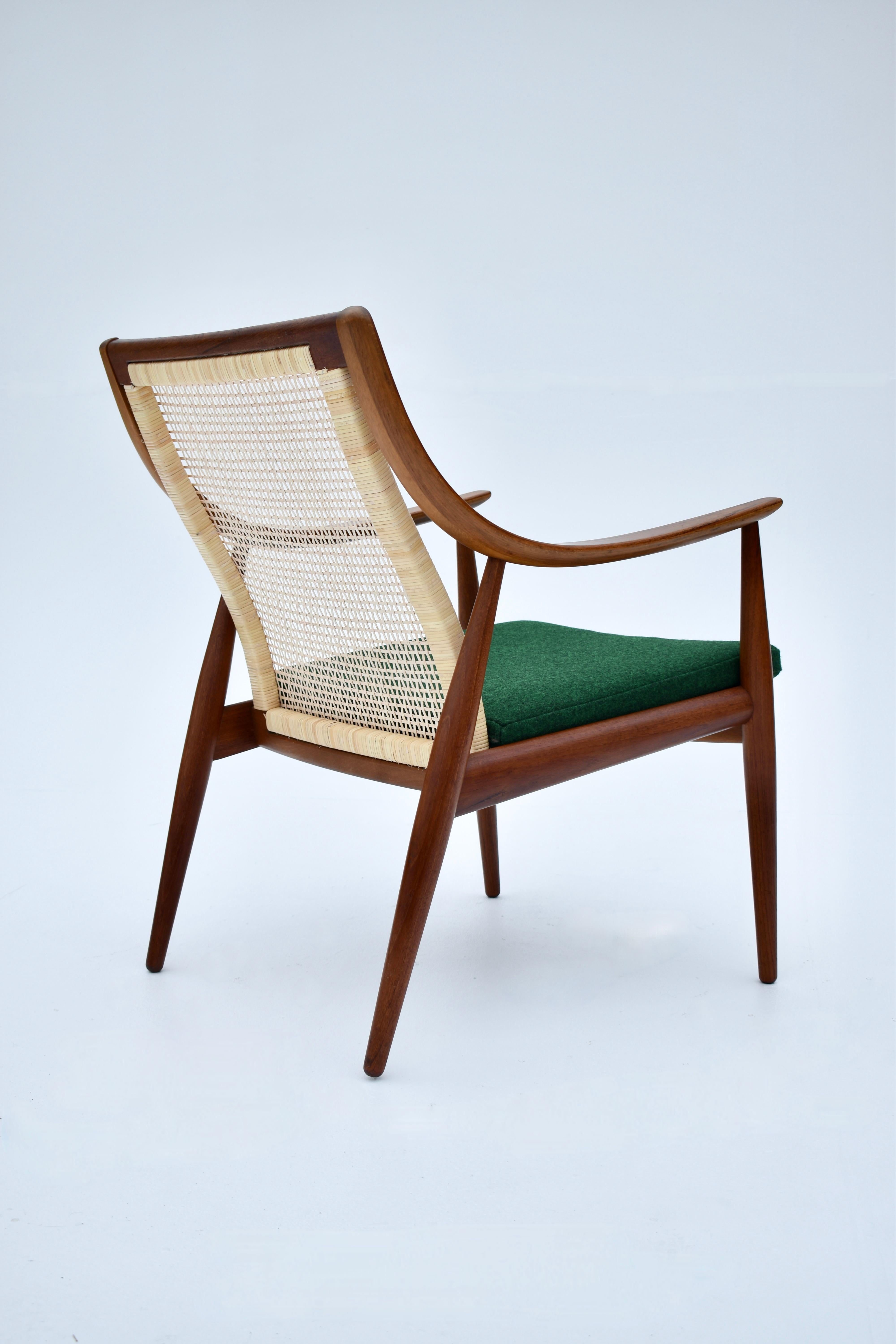 Mid Century Peter Hvidt & Orla Molgaard Nielsen Model 147 Teak & Rattan Chair 3