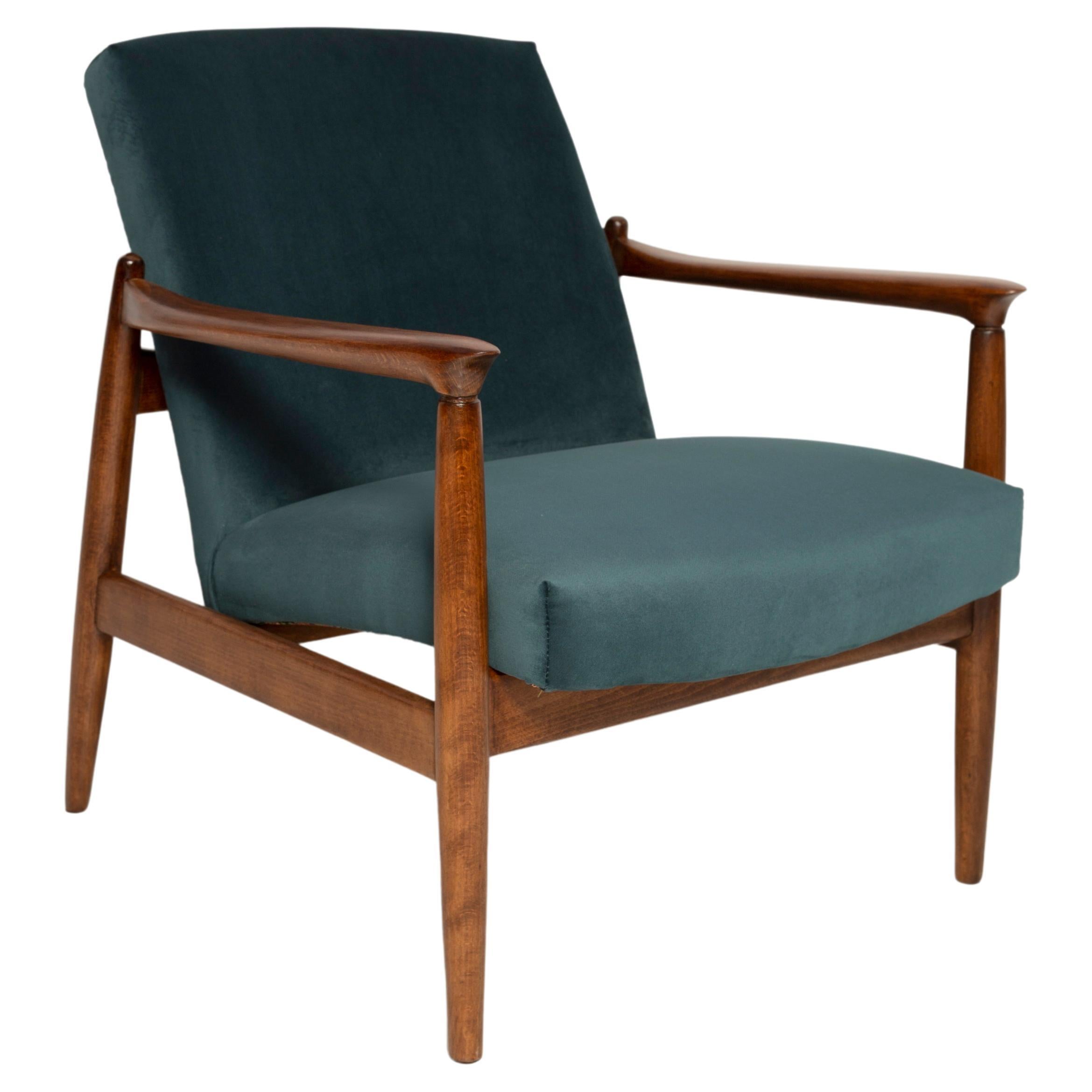 Fauteuil en velours bleu pétrole du milieu du siècle, Edmund Homa, Pologne, années 1960