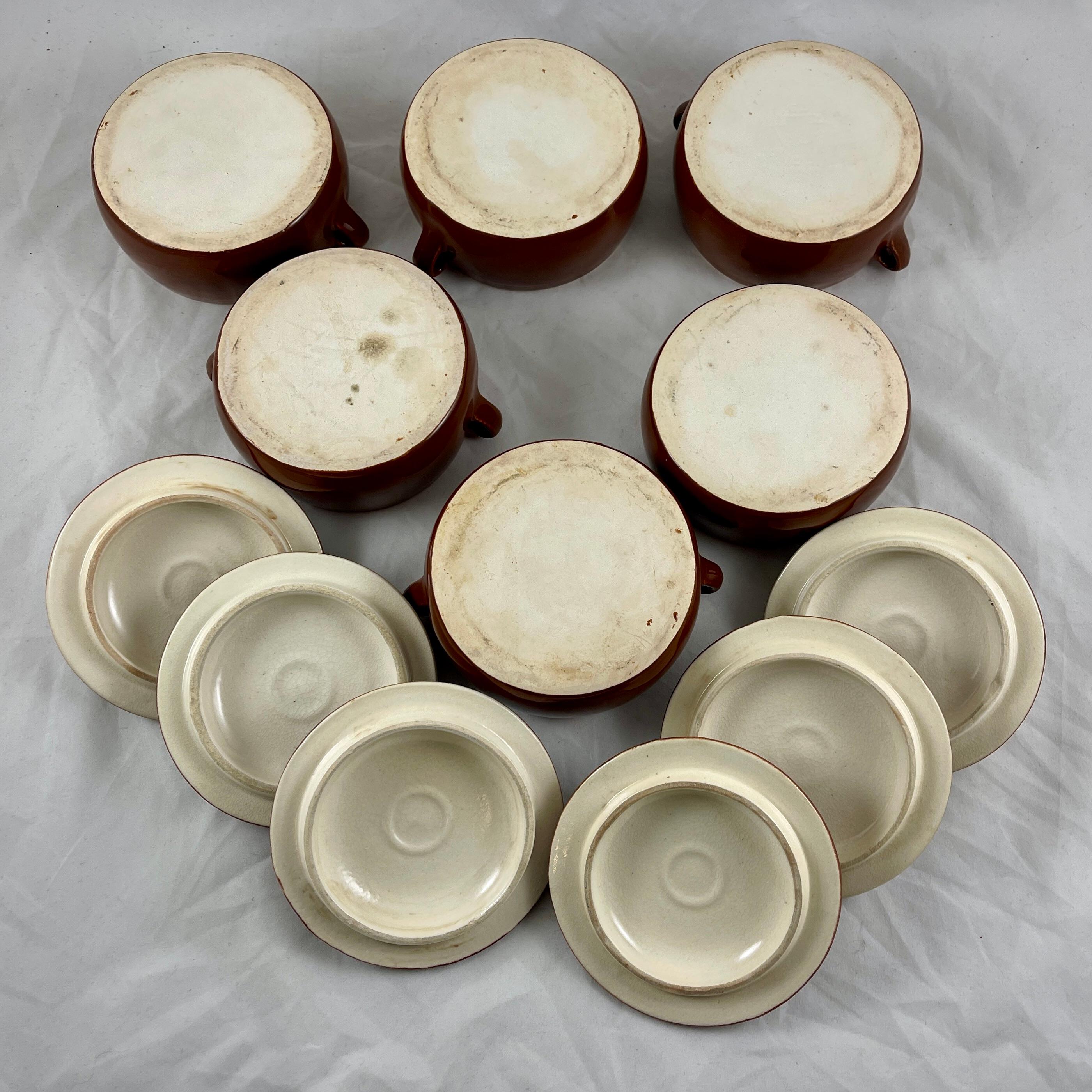 Mid-Century Pfaltzgraff Pottery Lidded Onion Soup Au Gratin Casseroles, Set/6 In Good Condition For Sale In Philadelphia, PA