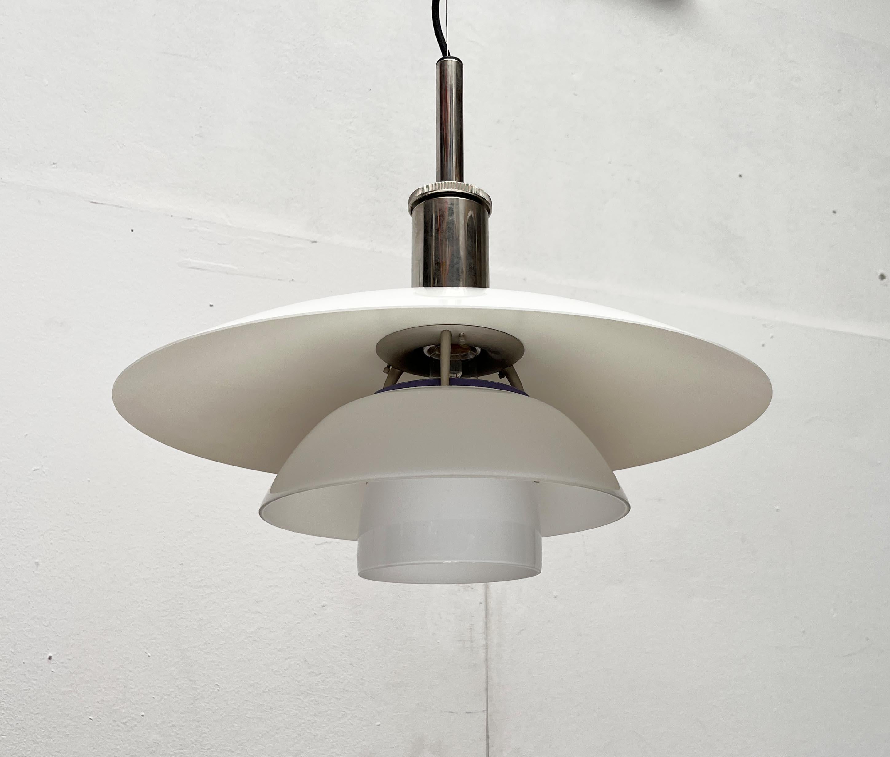Mediados de siglo Ph 4 1/2 - 4u2028 Colgante de metal y cristal Poul Henningsen Louis Poulsen en venta 7