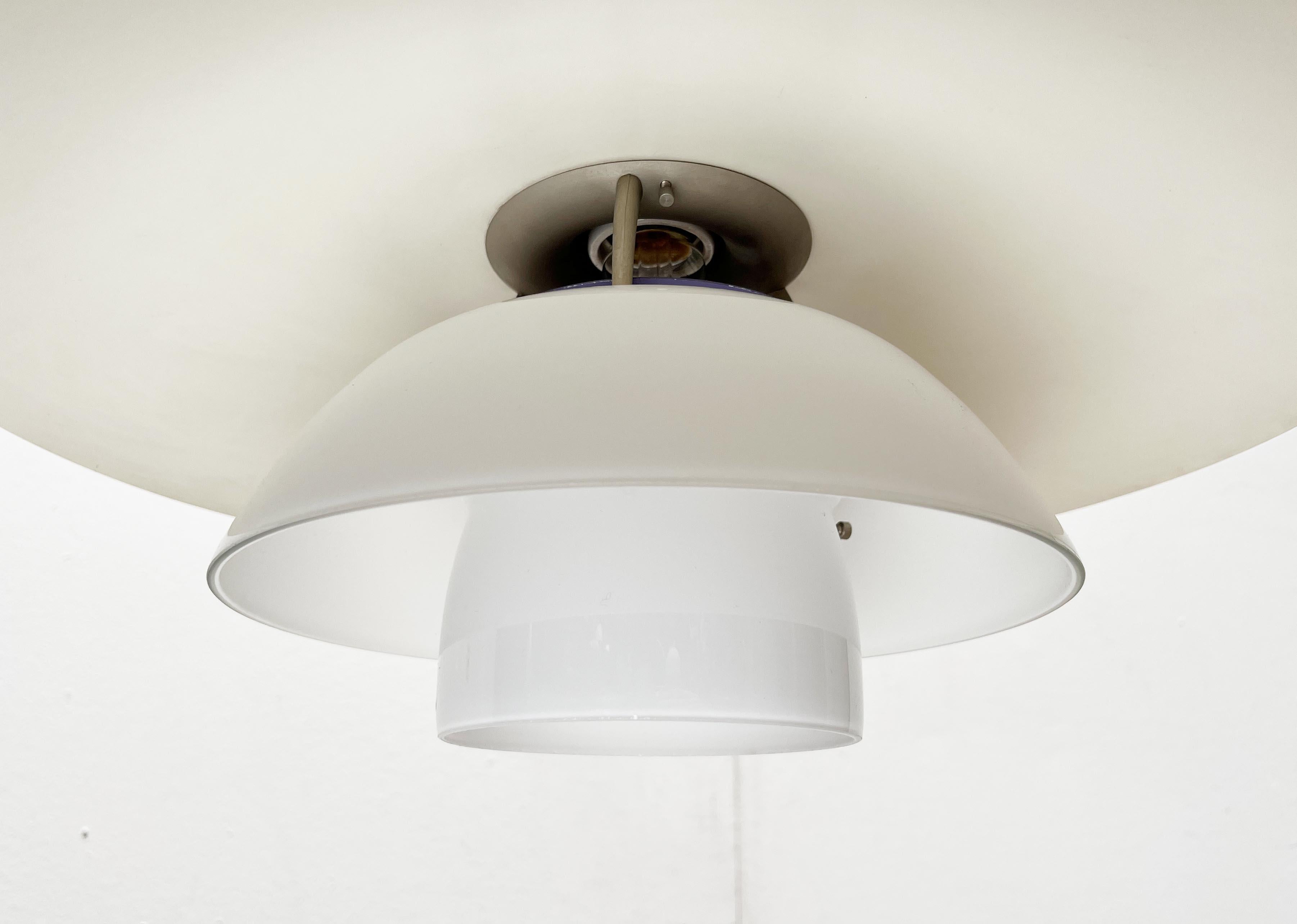 Mediados de siglo Ph 4 1/2 - 4u2028 Colgante de metal y cristal Poul Henningsen Louis Poulsen en venta 9