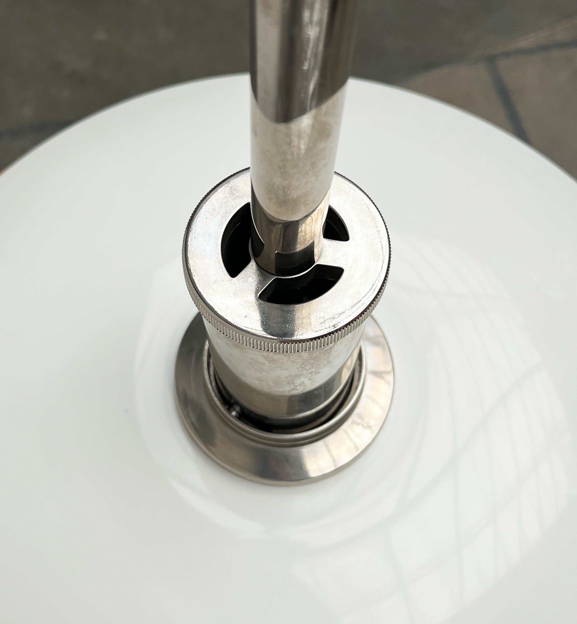 Mediados de siglo Ph 4 1/2 - 4u2028 Colgante de metal y cristal Poul Henningsen Louis Poulsen en venta 10