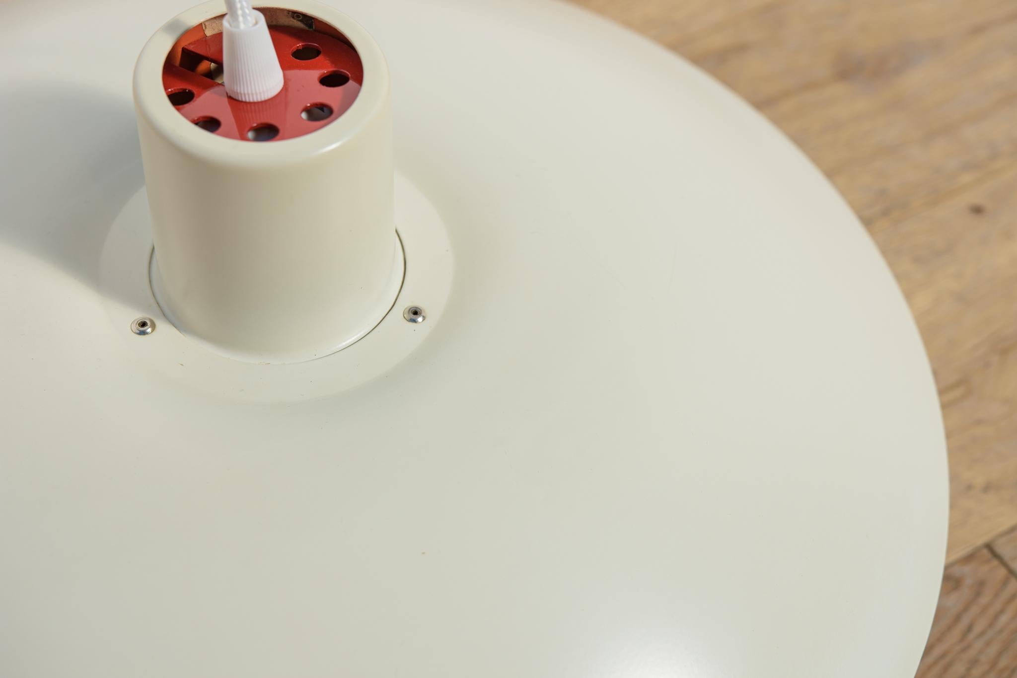 Mid-Century PH4 Pendelleuchte von Poul Henningsen für Louis Poulsen, Dänemark, 1960 im Angebot 4