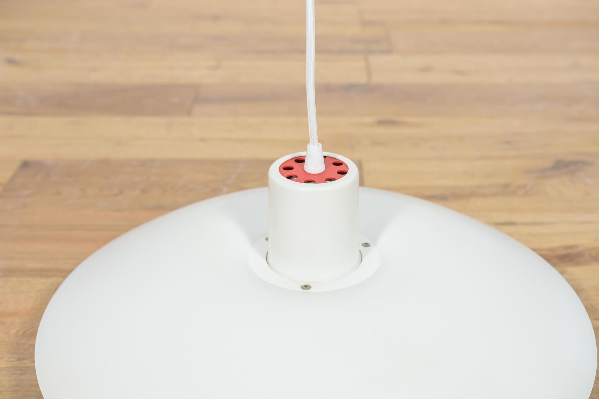 Mid-Century PH4 Pendant Lamp by Poul Henningsen for Louis Poulsen, Denmark, 1960 For Sale 7