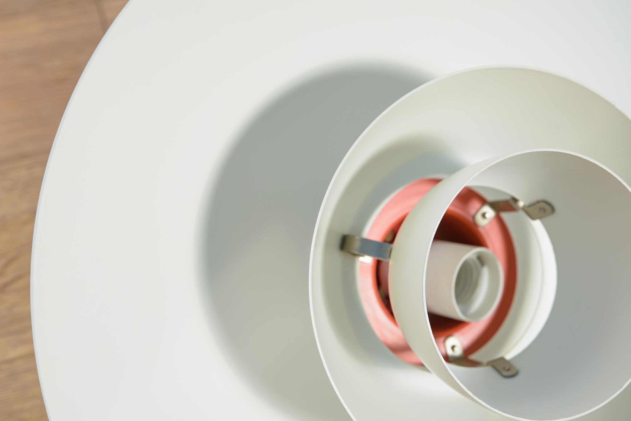 Mid-Century PH4 Pendant Lamp by Poul Henningsen for Louis Poulsen, Denmark, 1960 For Sale 9