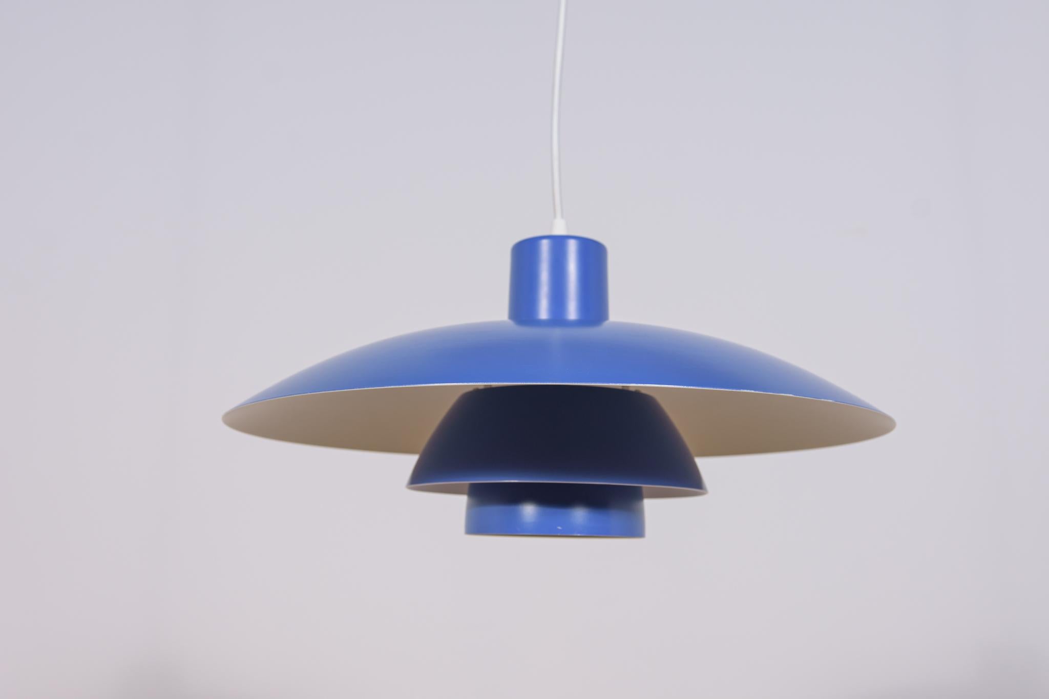 Mid-Century Modern Mid-Century PH4 Pendant Lamp by Poul Henningsen for Louis Poulsen, Denmark, 1960 For Sale