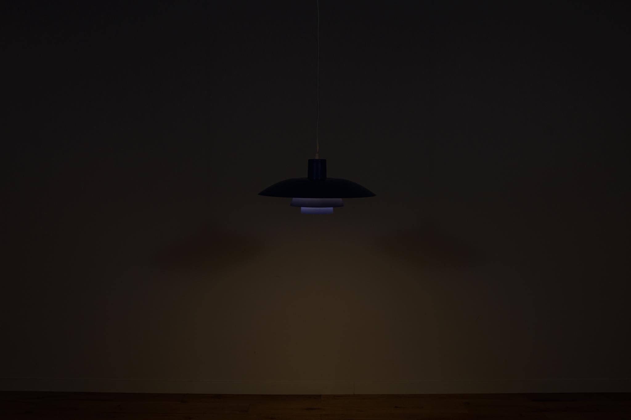 Aluminum Mid-Century PH4 Pendant Lamp by Poul Henningsen for Louis Poulsen, Denmark, 1960 For Sale