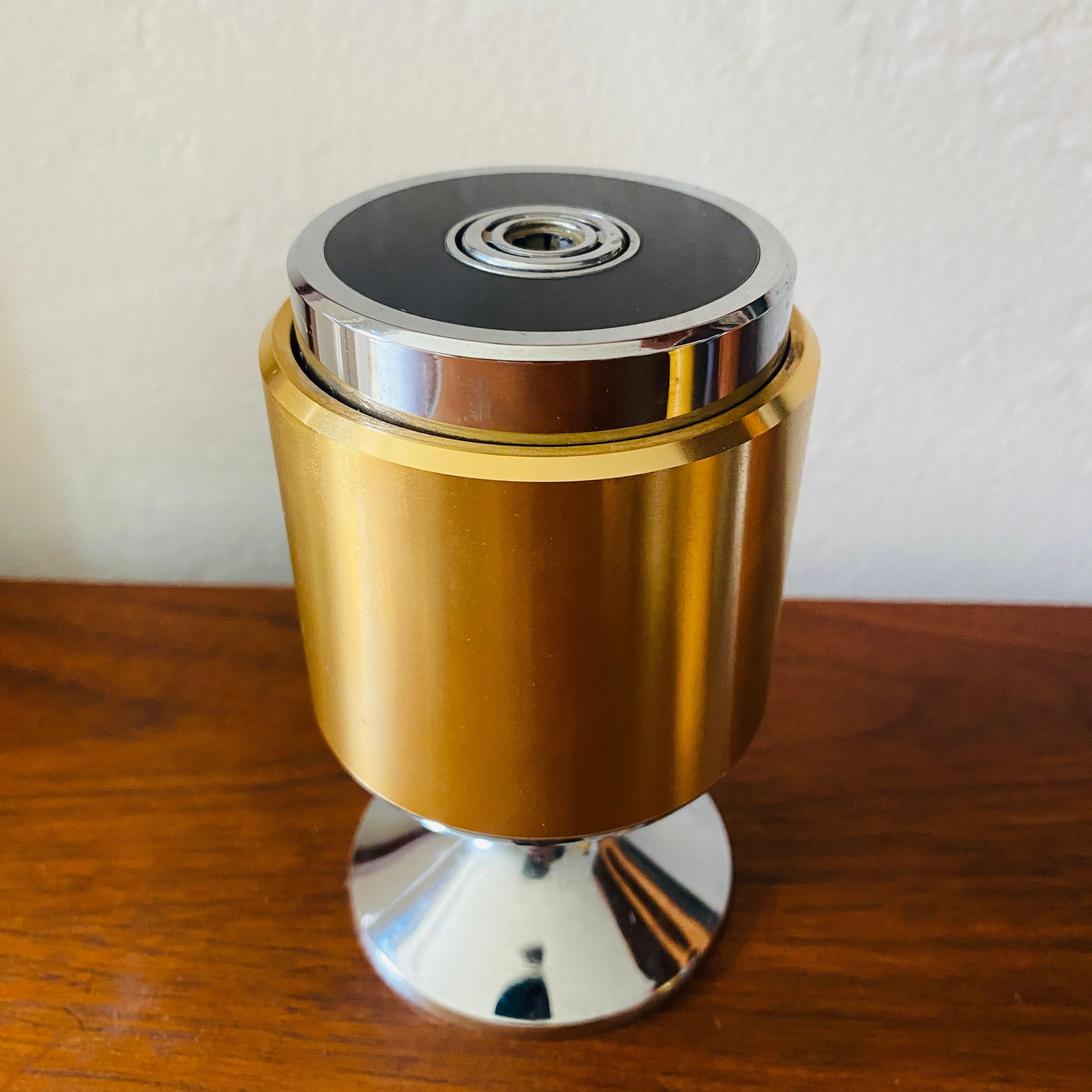 Mid Century Piezo Electric Table Gas Lighter by Maruman T34 Japan 1960s For Sale 1