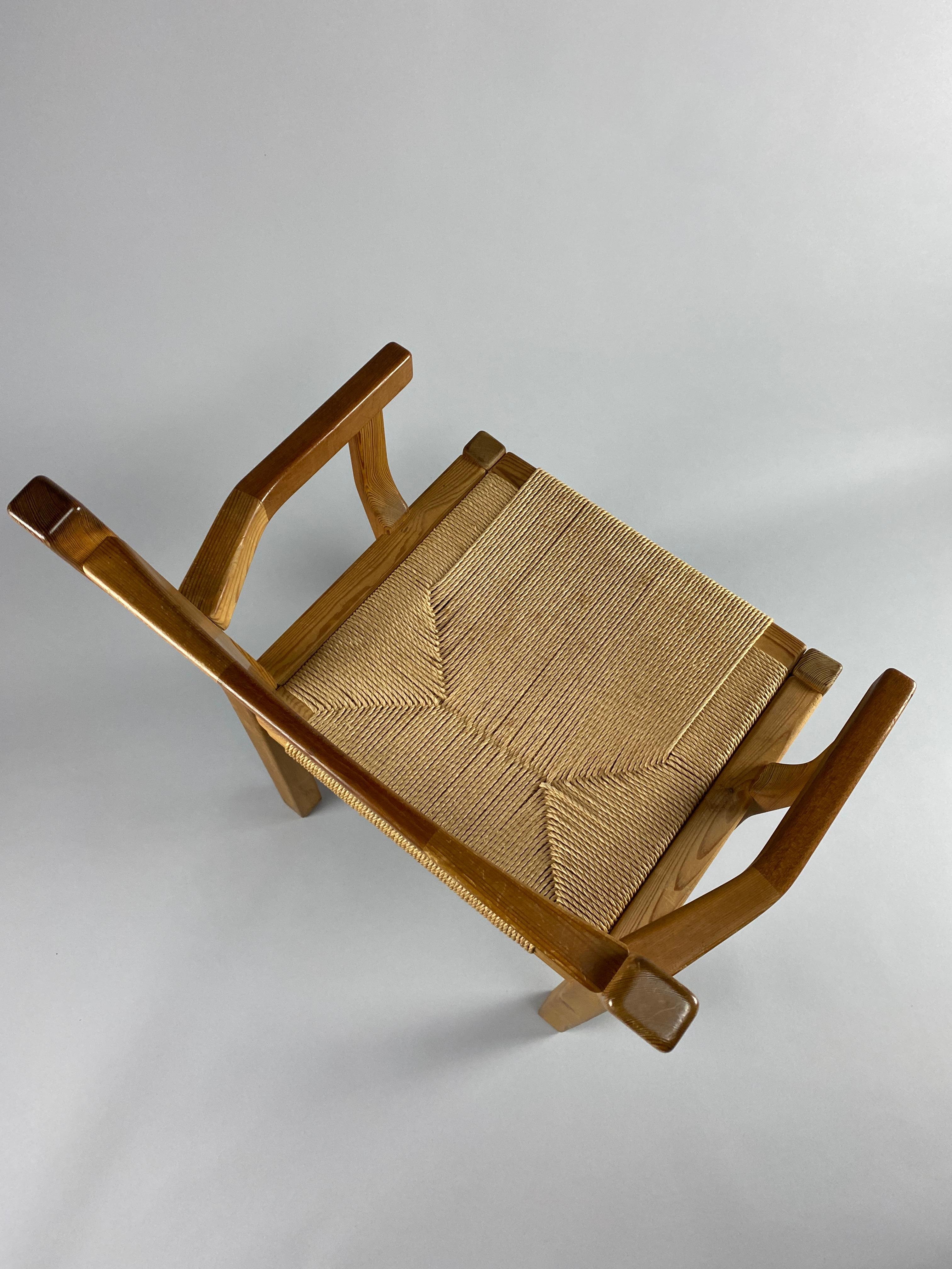 Sillón Mid Century de pino y cuerda de papel de Tage Poulsen en Bueno estado para la venta en Weesp, NL