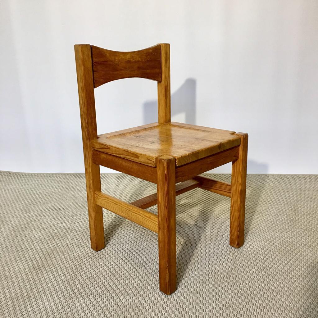 Finnish Midcentury Pine Chair by Ilmari Tapiovaara for Laukaan Puu Oy, Finland, 1960s For Sale