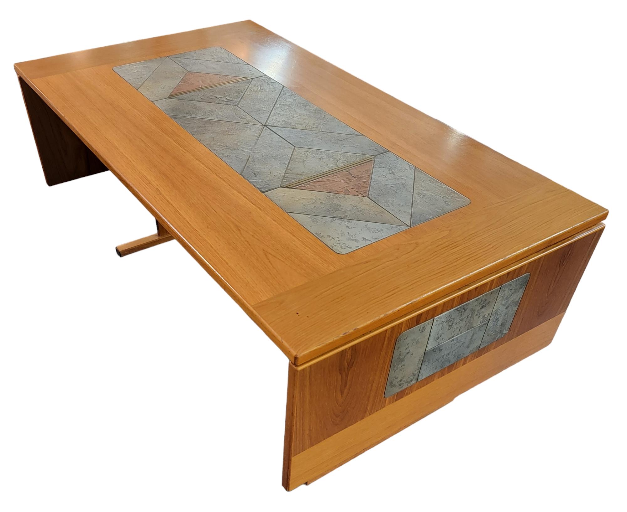 Bois Table à feuilles tombantes en pin du milieu du siècle par Gangso Mobler en vente