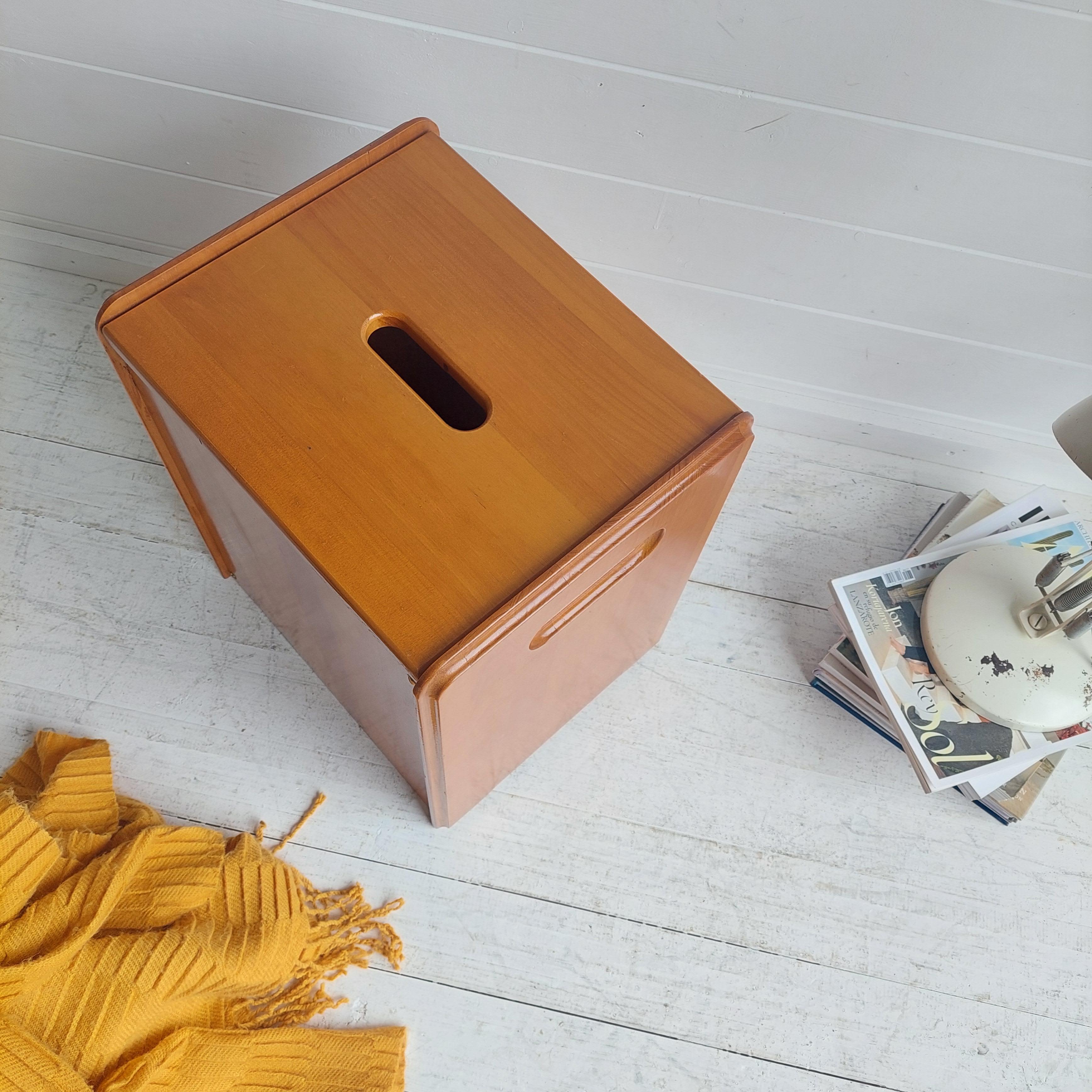 Mid Century Pine Stool Box Storage Table Le Corbusier Lc14 Cassina Style, 70s In Good Condition In Leamington Spa, GB