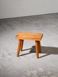 Sgabello in pino di metà secolo, Finlandia, anni '60