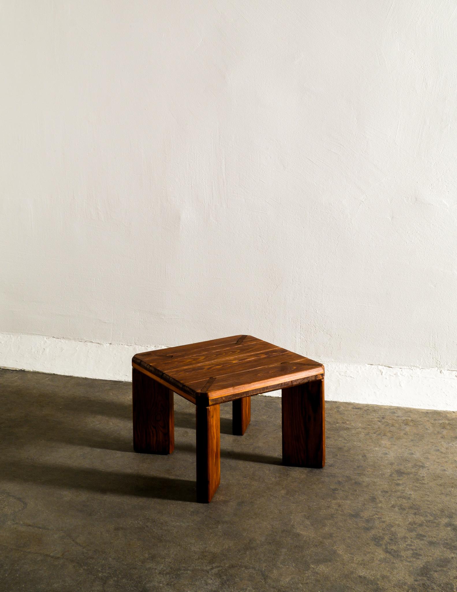 Midcentury Pine Stool Side Table by Roland Wilhelmsson Produced in Sweden 1960s In Good Condition In Stockholm, SE