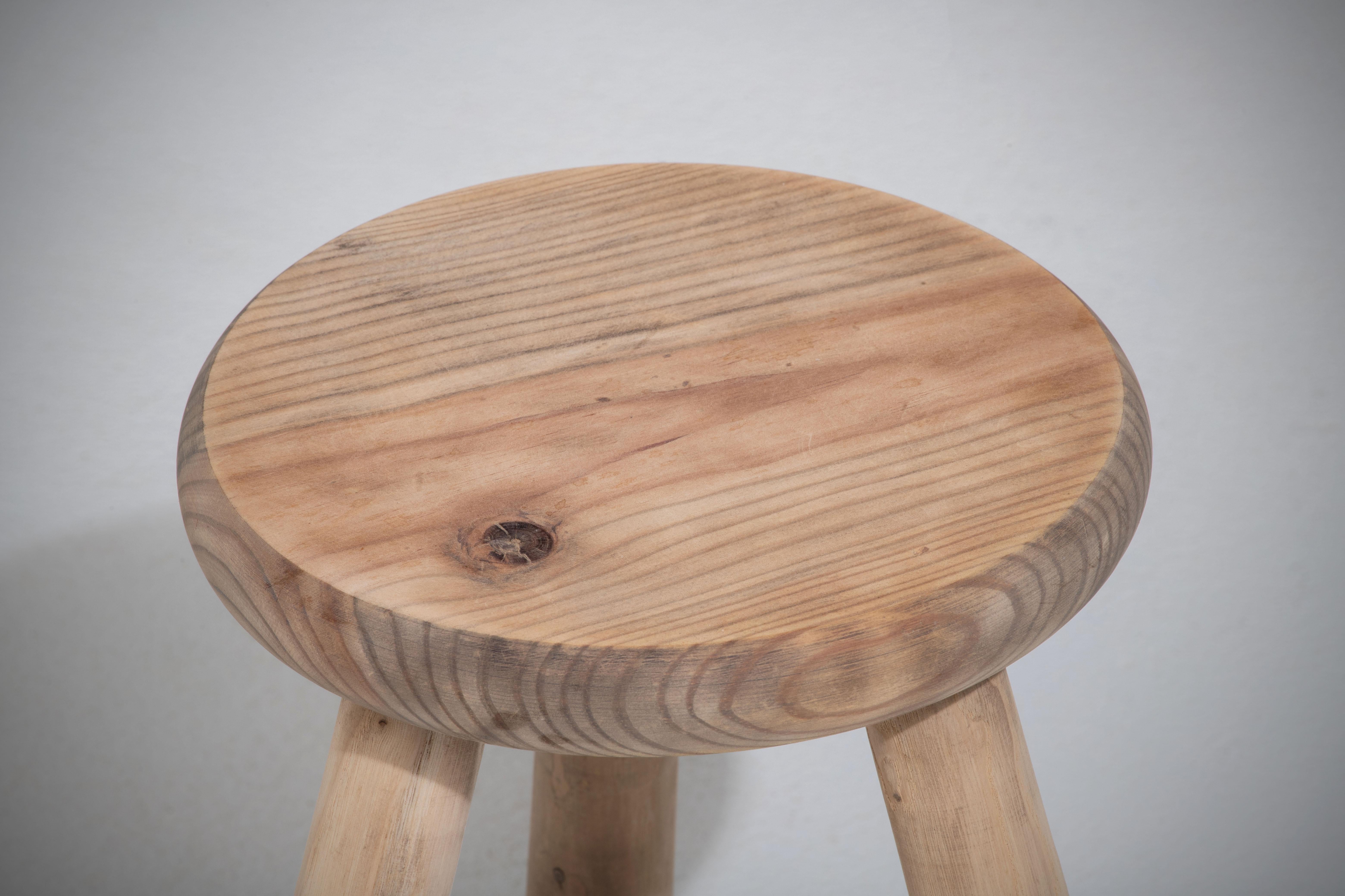 Hand-Carved Midcentury Pine Stool with Tapered Legs, 1960s, France For Sale