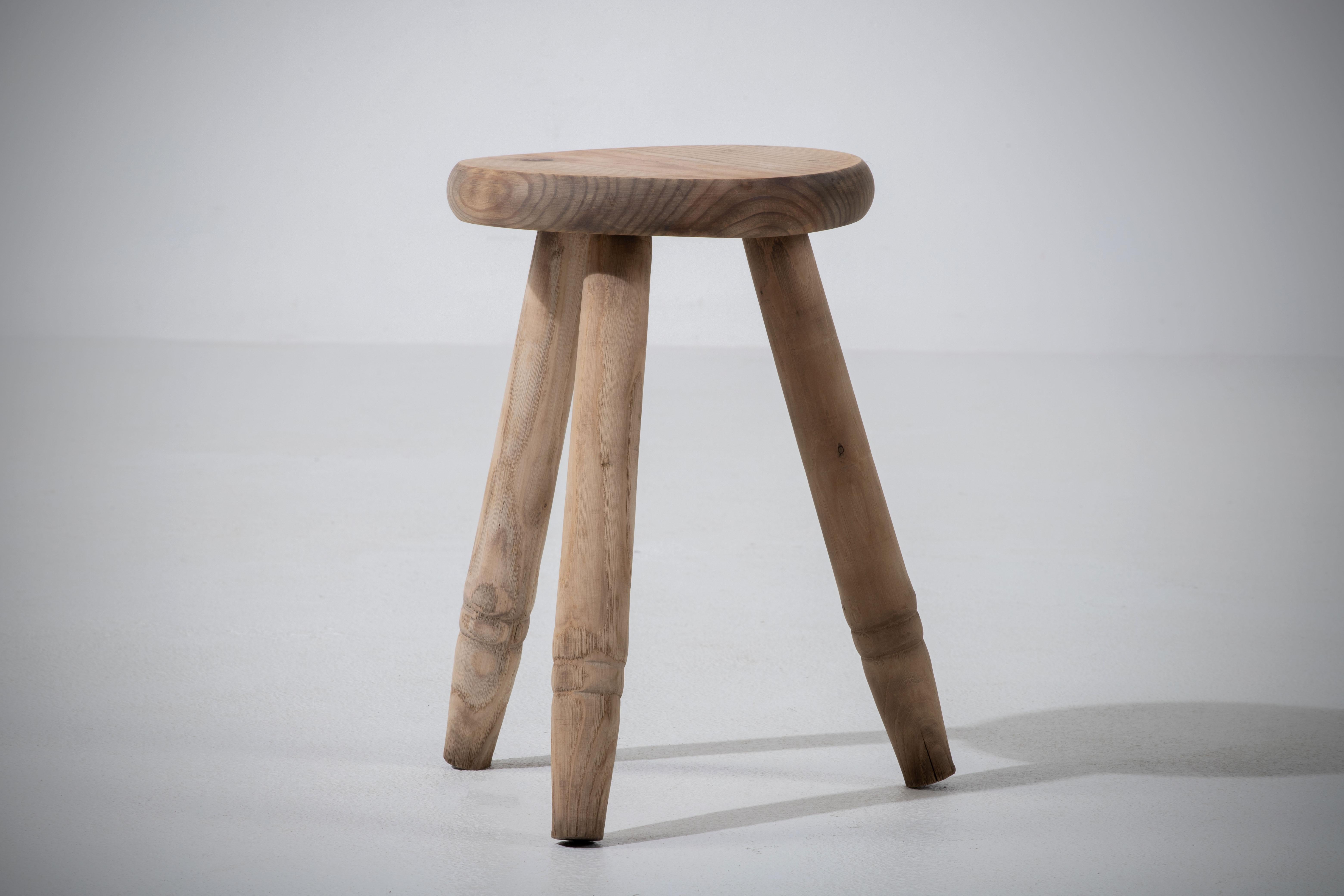 Midcentury Pine Stool with Tapered Legs, 1960s, France For Sale 1