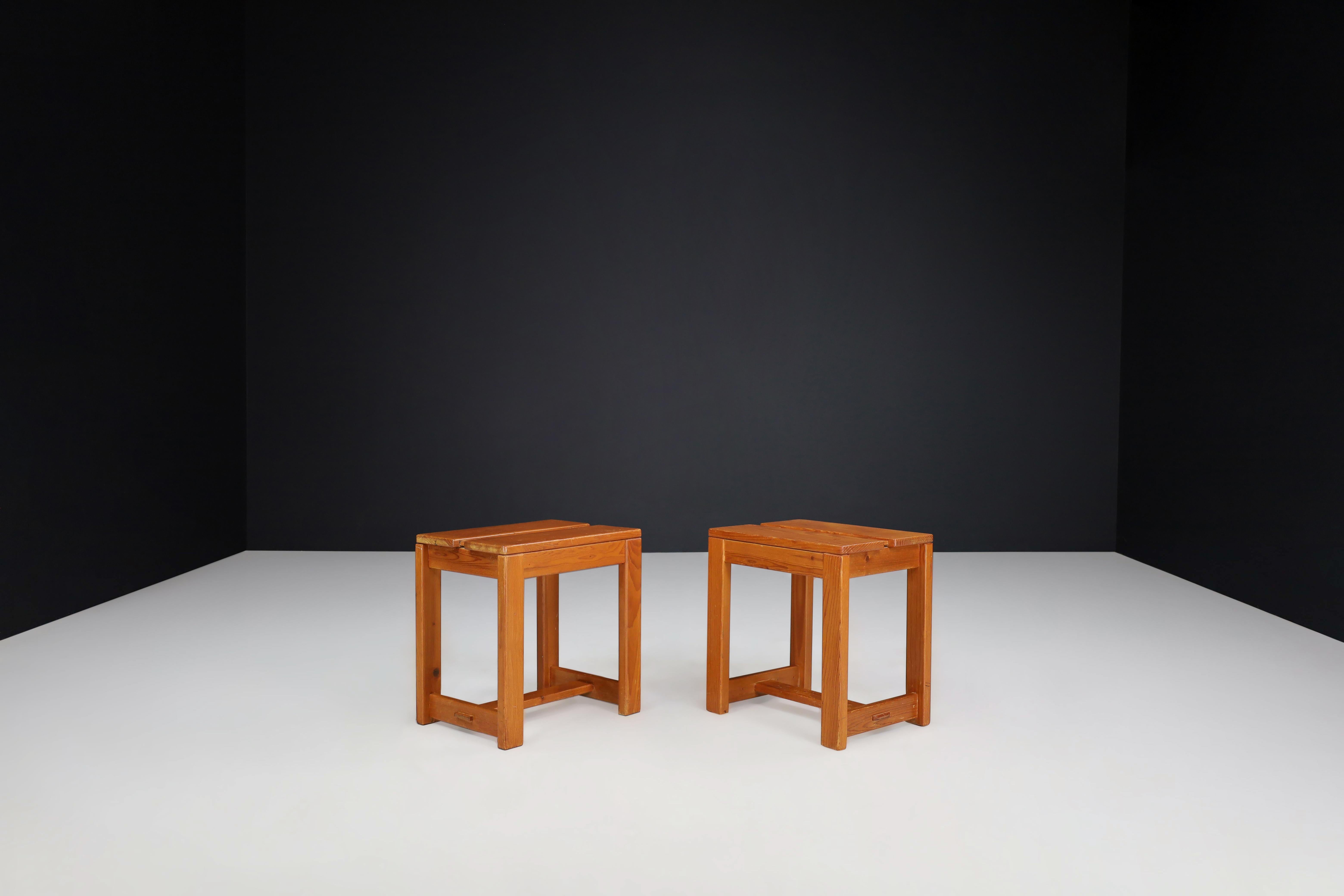 20th Century Midcentury Pine Stools in the Style off Charlotte Perriand, France, 1960s For Sale