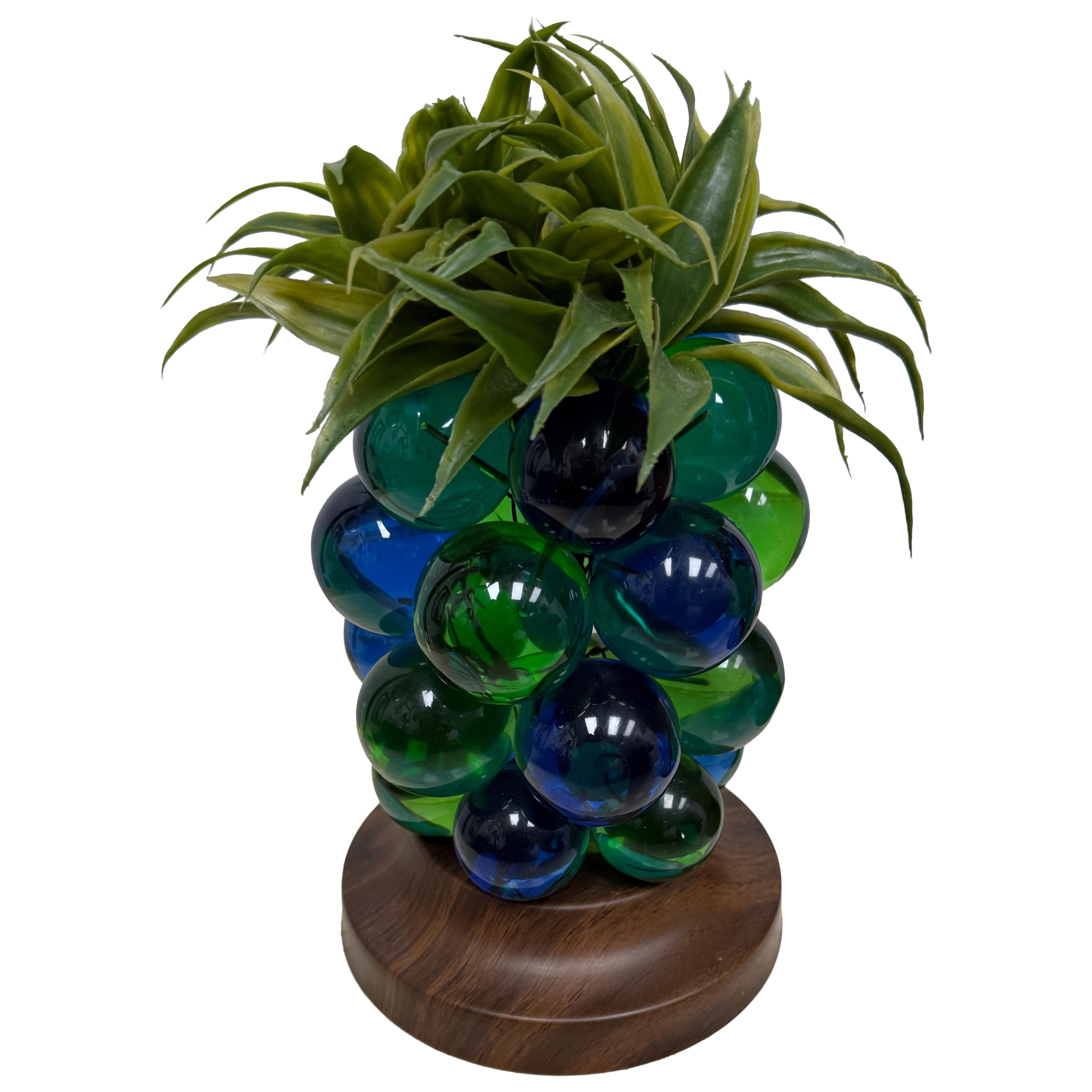 Mid-century Ananas Lucite Ball Cluster Objekt im Angebot