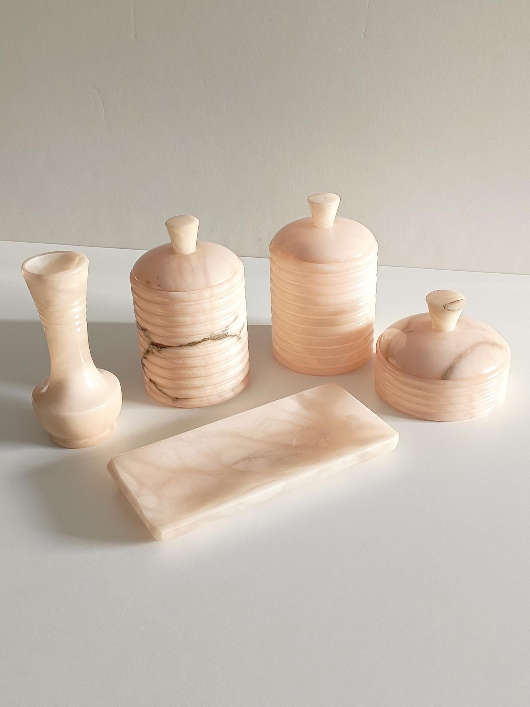 Mid Century Pink Alabaster Vanity or Bathroom Set, Handmade in Spain ci. 1960s For Sale 6