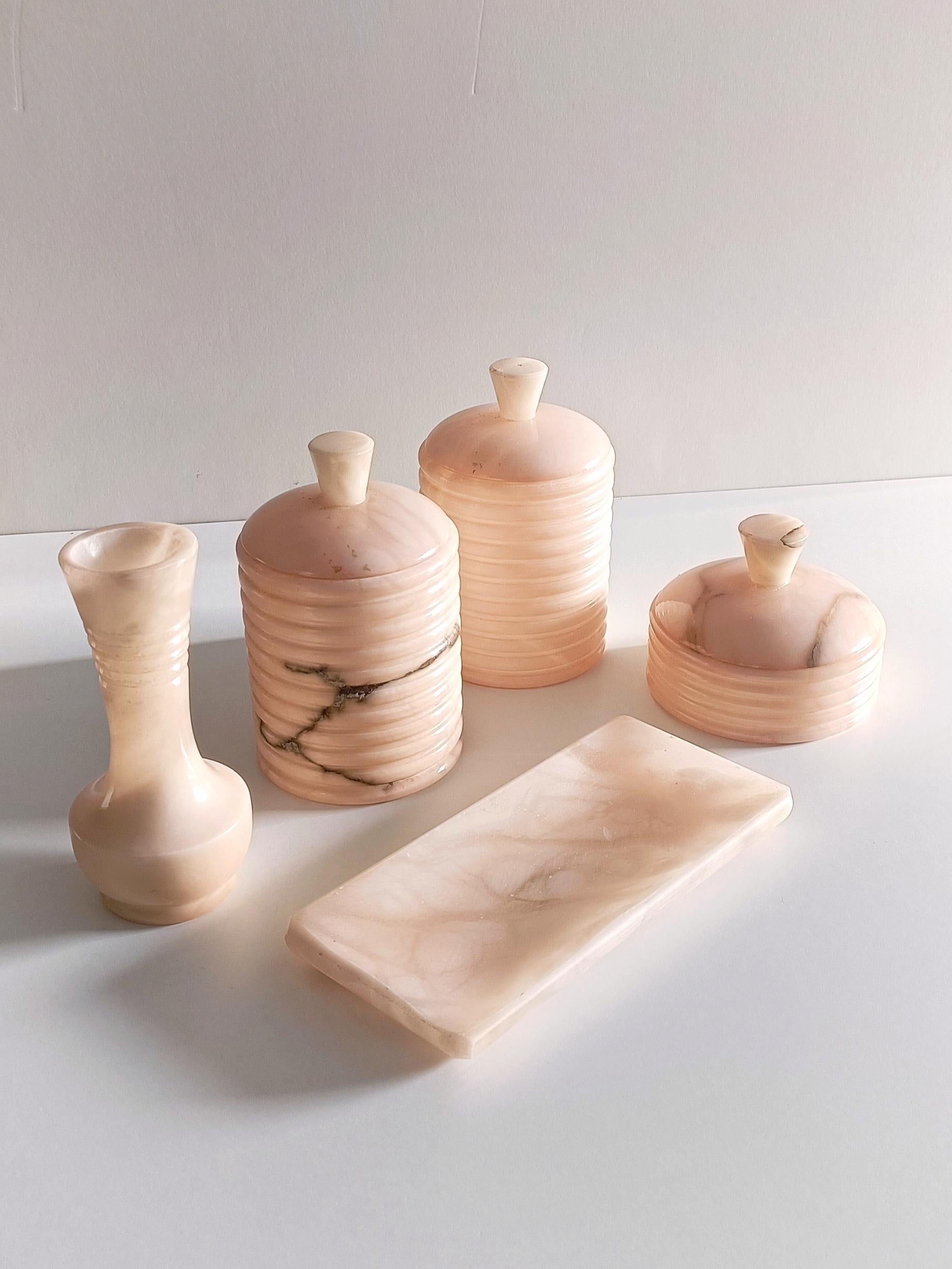 Mid Century Pink Alabaster Vanity or Bathroom Set, Handmade in Spain ci. 1960s For Sale 9