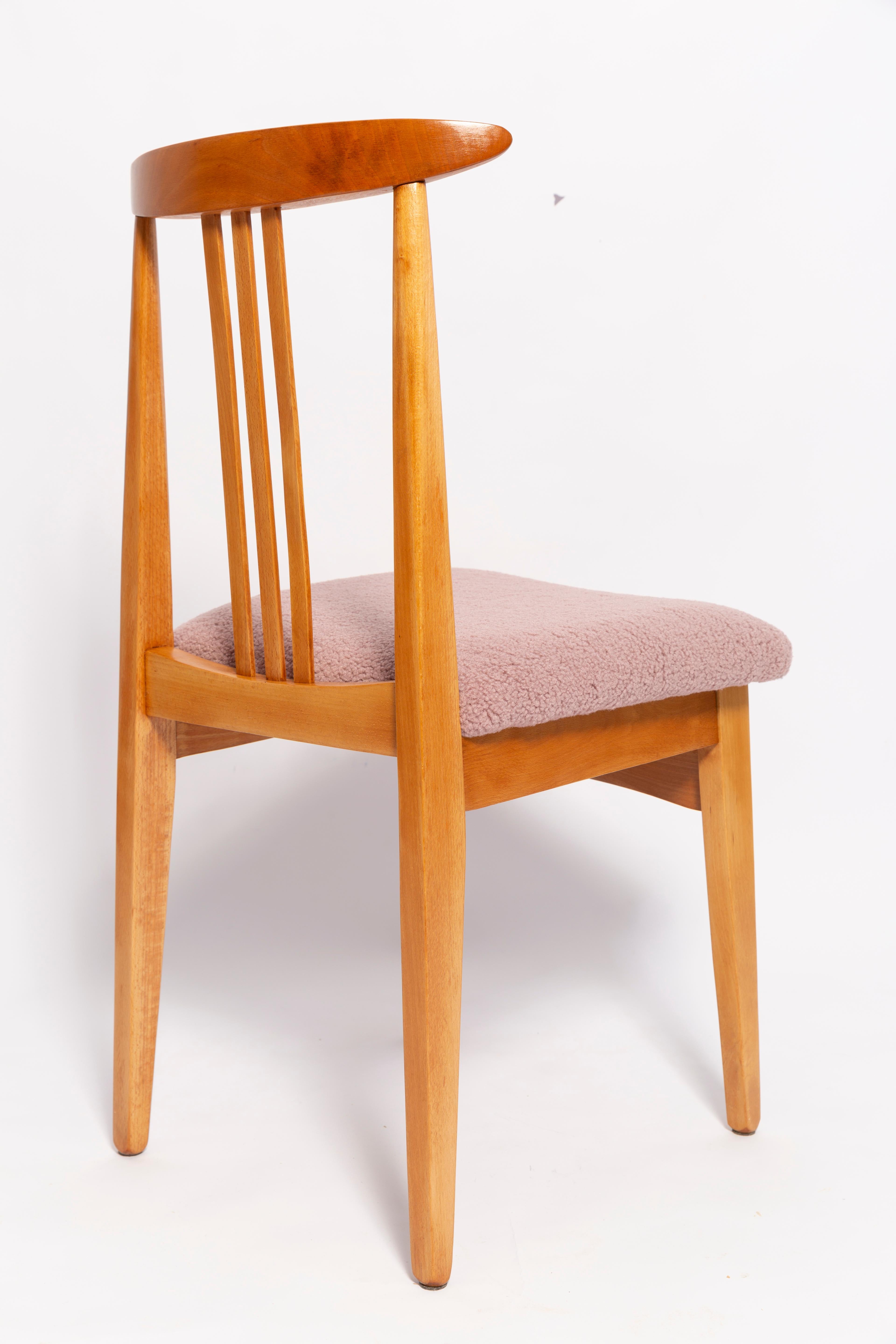 Mid-Century Pink Blush Boucle Chair, Light Wood, by M. Zielinski, Europe, 1960s In Excellent Condition For Sale In 05-080 Hornowek, PL