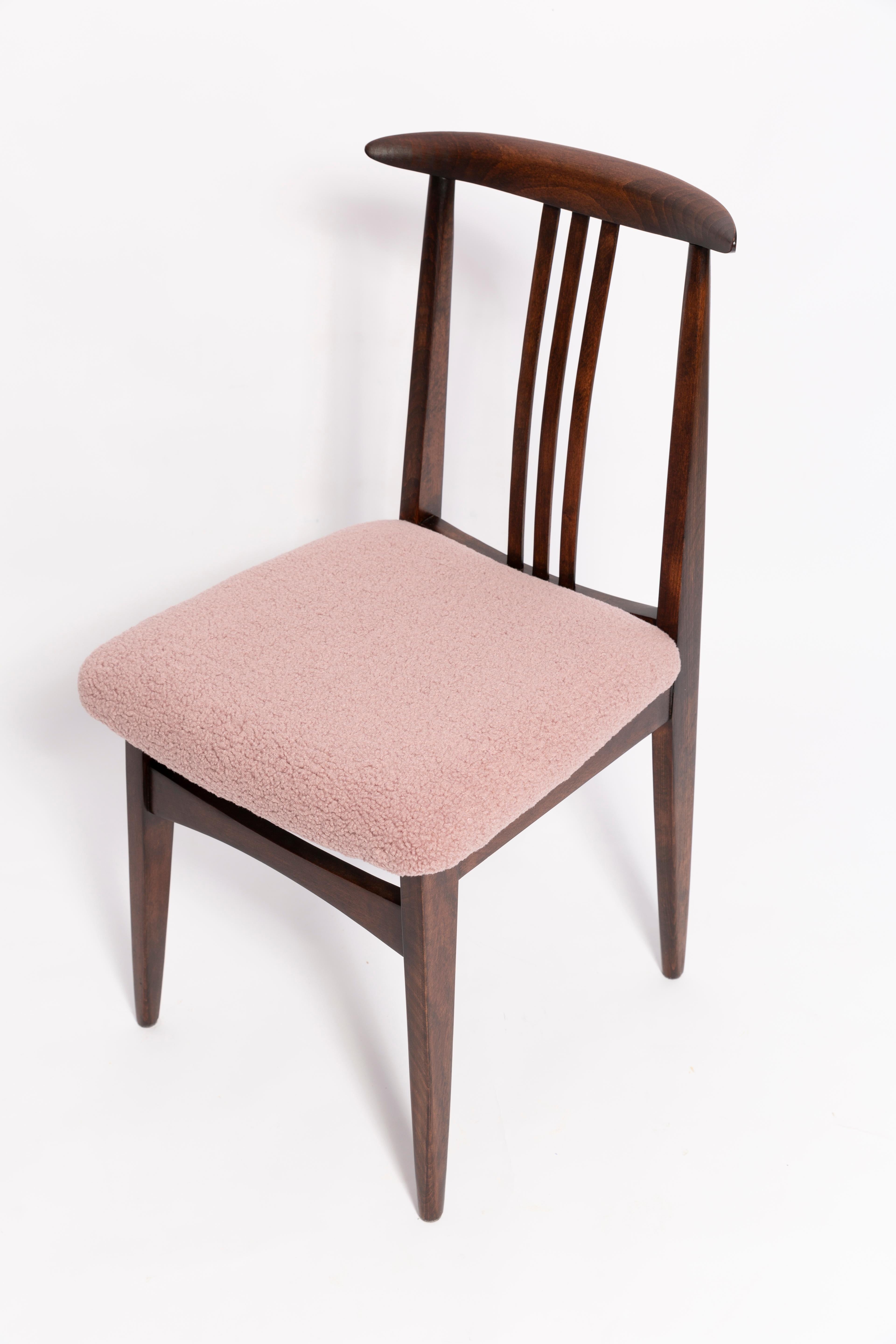 Mid-Century Pink Blush Boucle Chair, Walnut Wood, by M. Zielinski, Europe, 1960s For Sale 2
