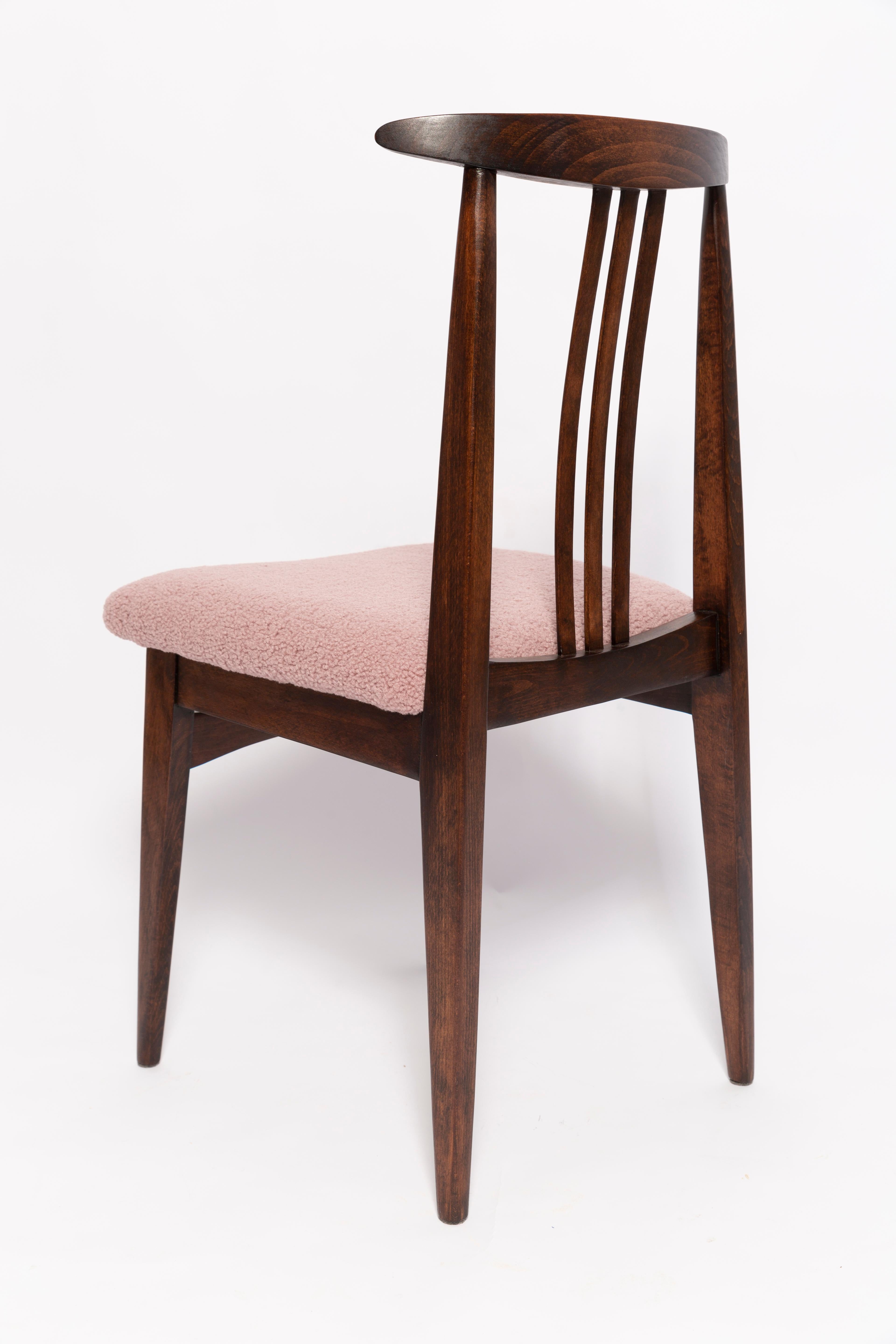 Bouclé Mid-Century Pink Blush Boucle Chair, Walnut Wood, by M. Zielinski, Europe, 1960s For Sale