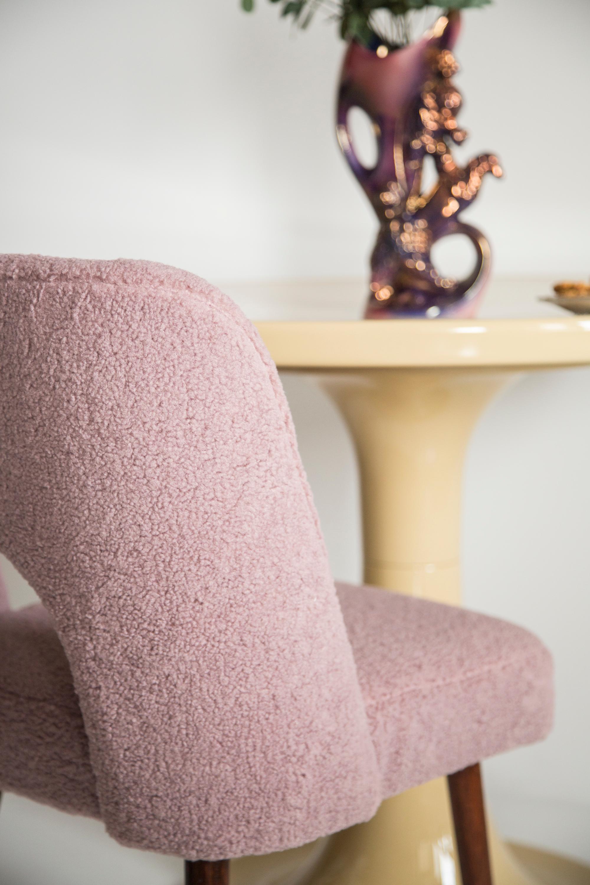 Hand-Crafted Midcentury Pink Bouclé 'Shell' Chair, Europe, 1960s For Sale