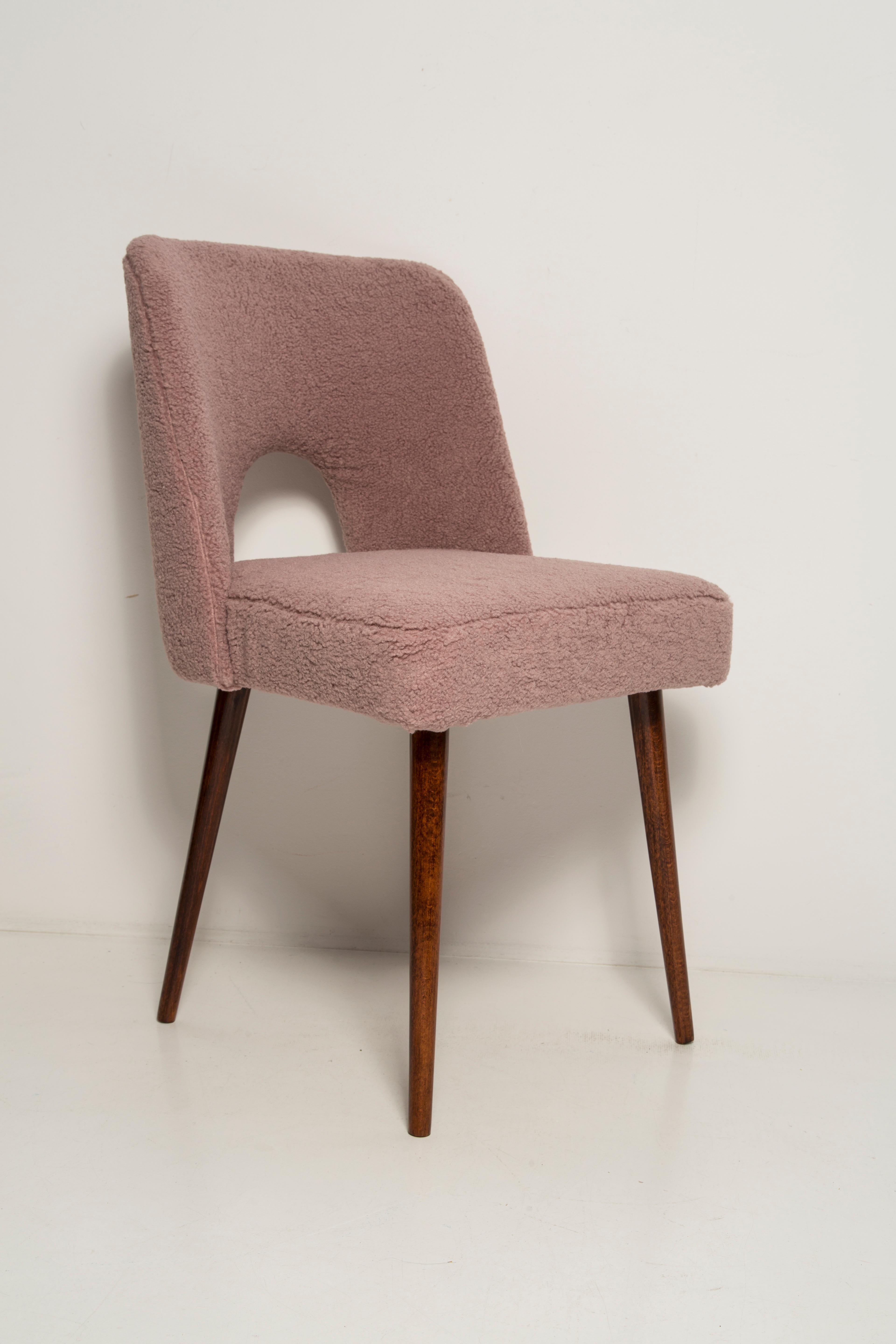 Midcentury Pink Bouclé 'Shell' Chair, Europe, 1960s In Excellent Condition For Sale In 05-080 Hornowek, PL