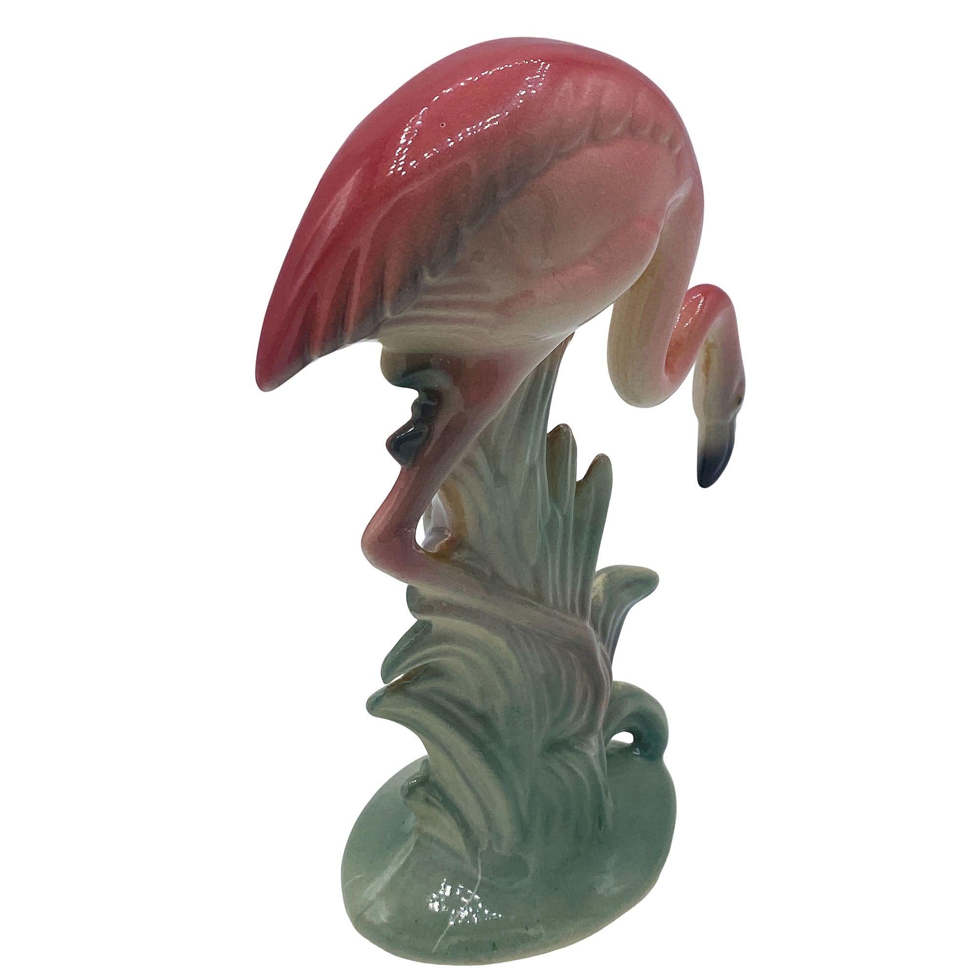 Set di sculture da tavolo in ceramica di Brad Keeler, metà del secolo scorso, con fenicottero che beve. in vendita 5