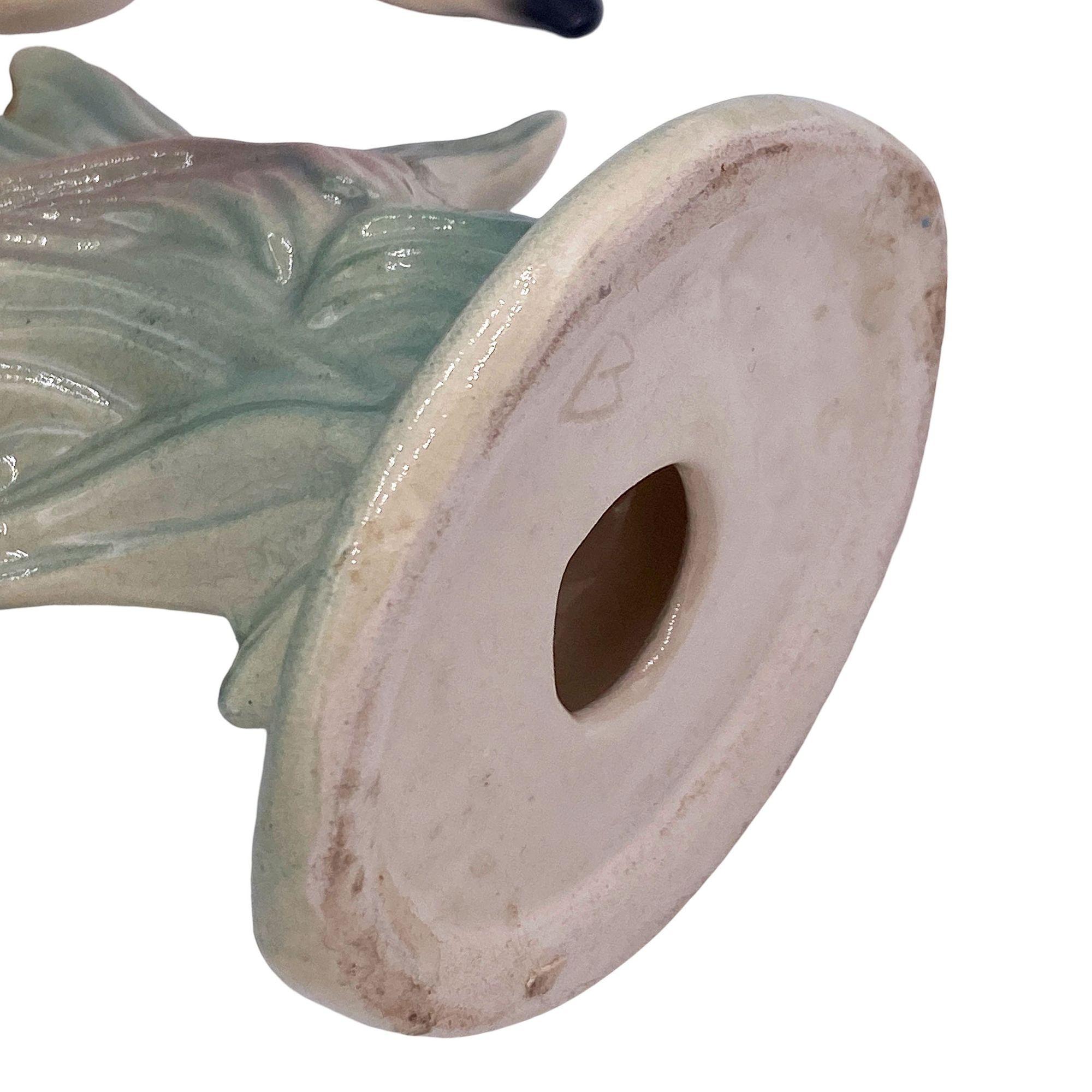 Set di sculture da tavolo in ceramica di Brad Keeler, metà del secolo scorso, con fenicottero che beve. in vendita 8