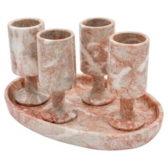 Set di bicchieri da bar e vassoio in marmo rosa di metà secolo