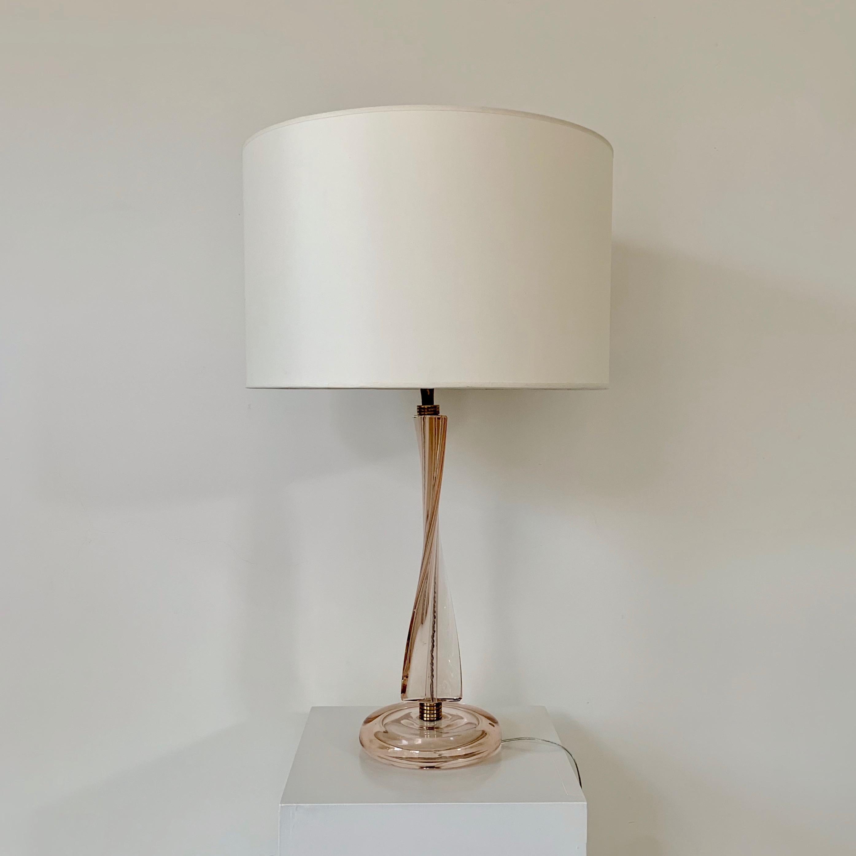 Pale Pink Murano Glass Table Lamp, circa 1950, Italy. In Good Condition For Sale In Brussels, BE