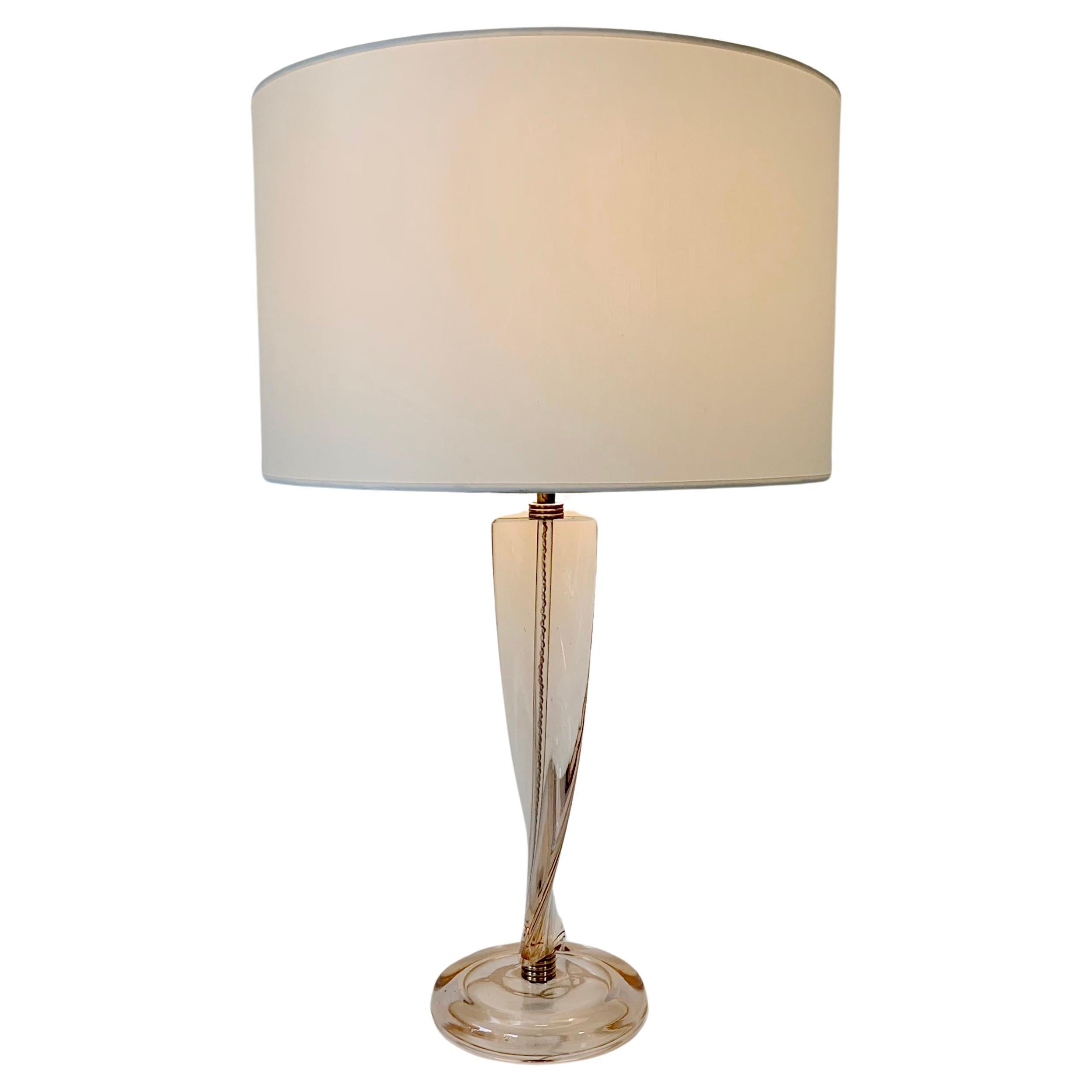 Mid-century modern table lamp, circa 1950, Italy.
Nice pale pink Murano glass.
New white fabric shade.
Rewired, ready for use.
Dimensions: 65 cm total height, diameter of the shade: 40 cm.
All purchases are covered by our Buyer Protection