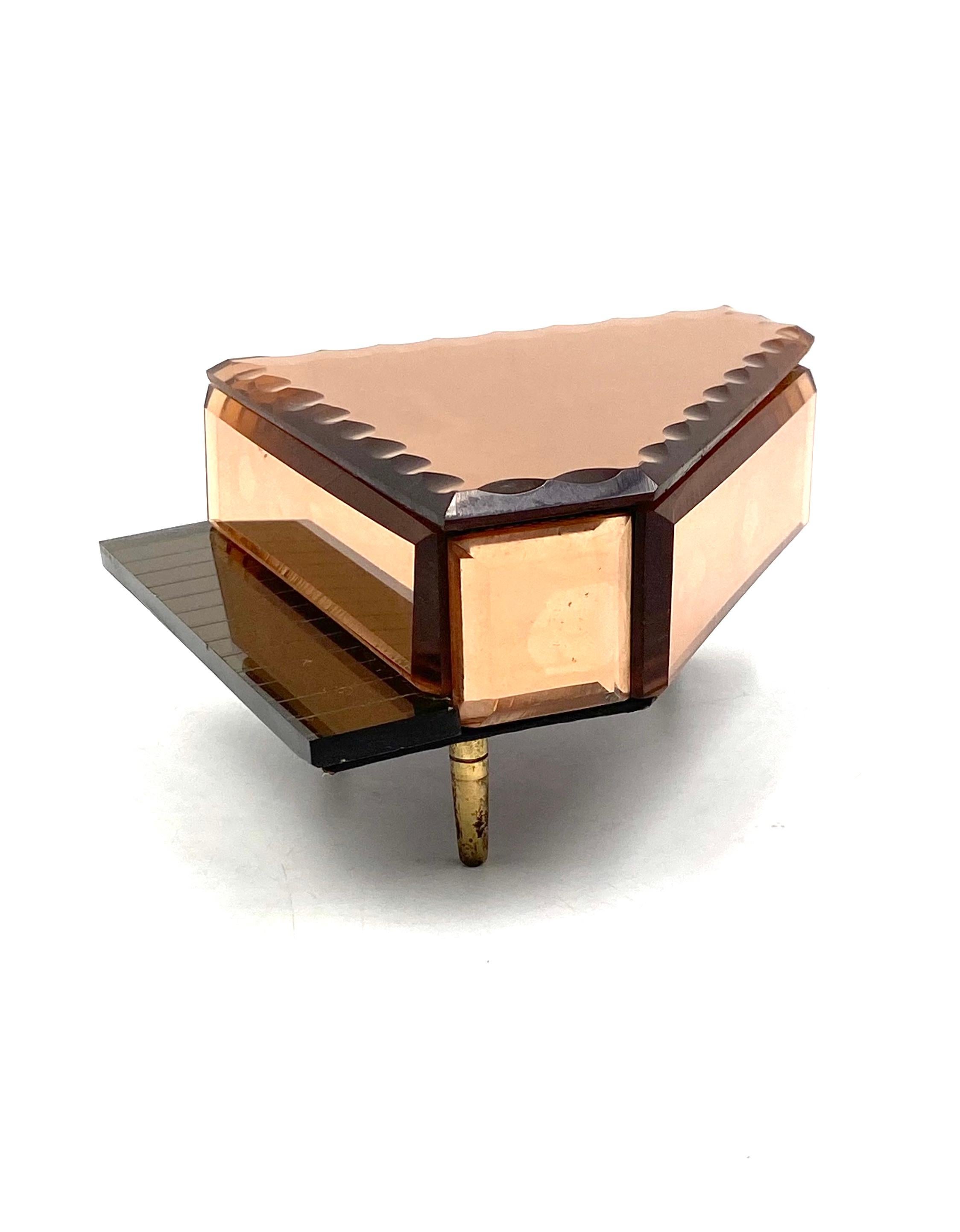 Mid-century pink Piano-shaped Jewelry Boxes / music boxes, Reuge Switzerland 1950s For Sale 8