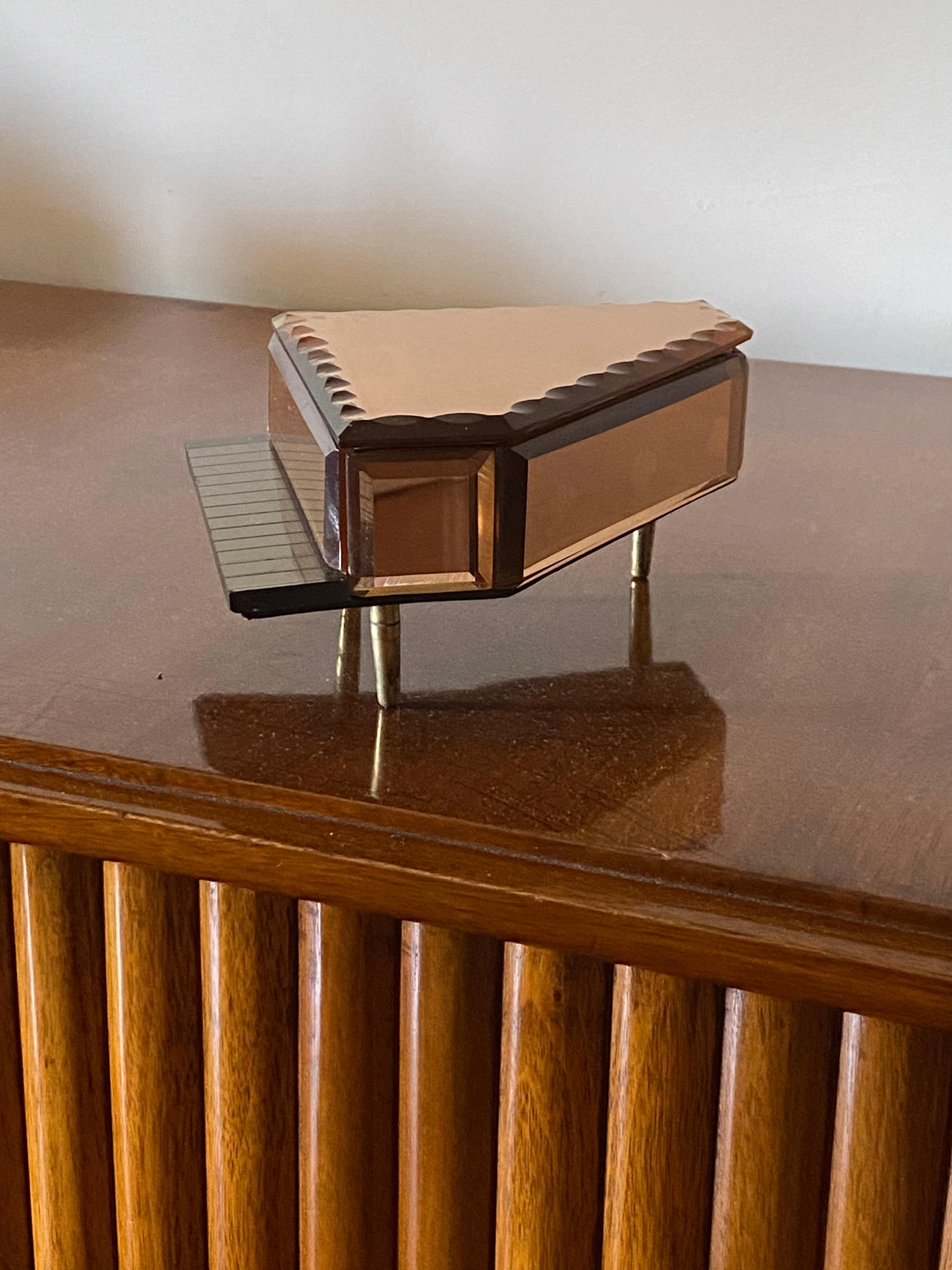 Mid-century pink mirrored Piano-shaped Jewelry Boxes / carillon 